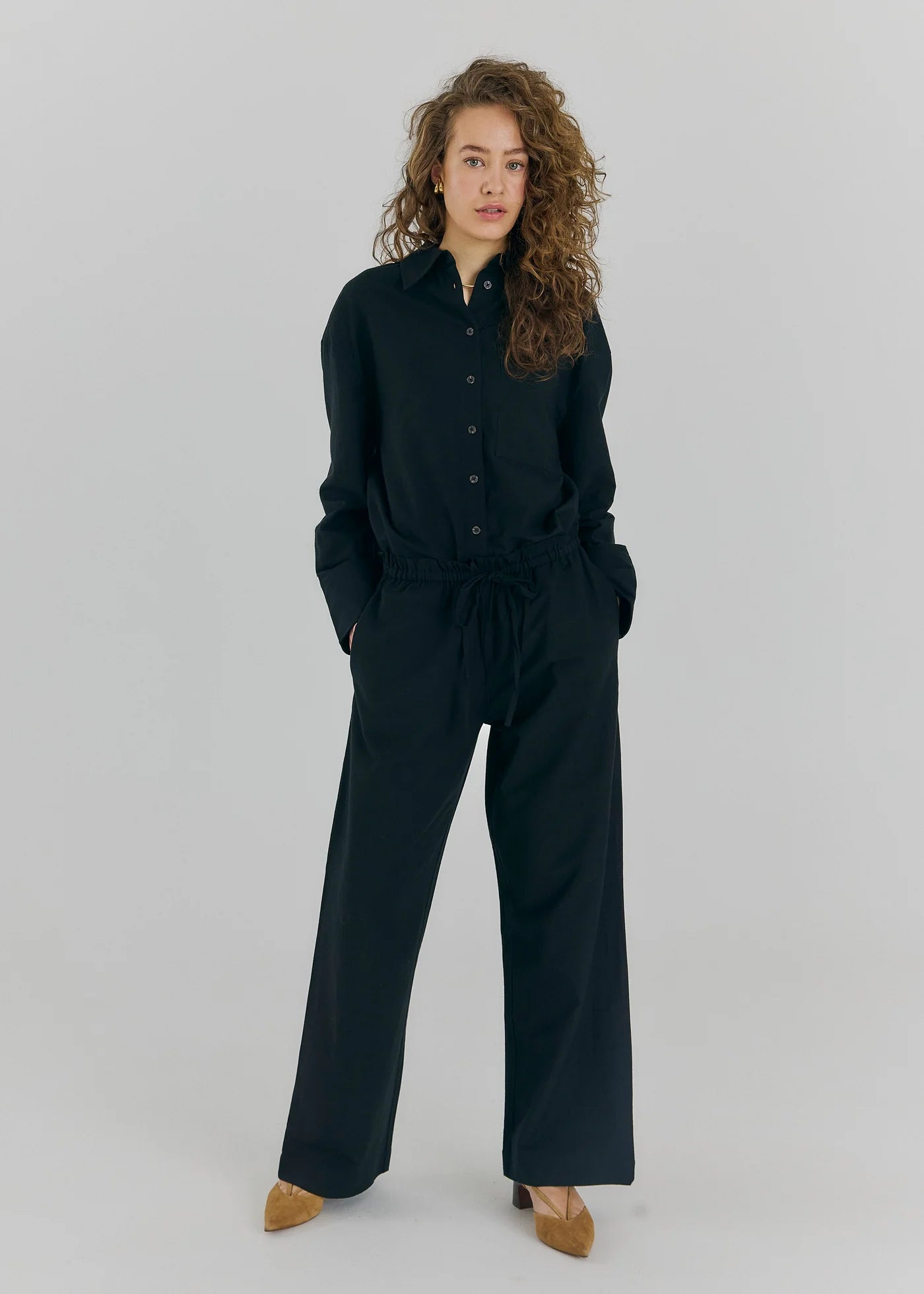 Linea wide pants in black