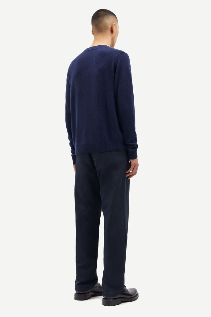 Pure cashmere jumper in dark blue