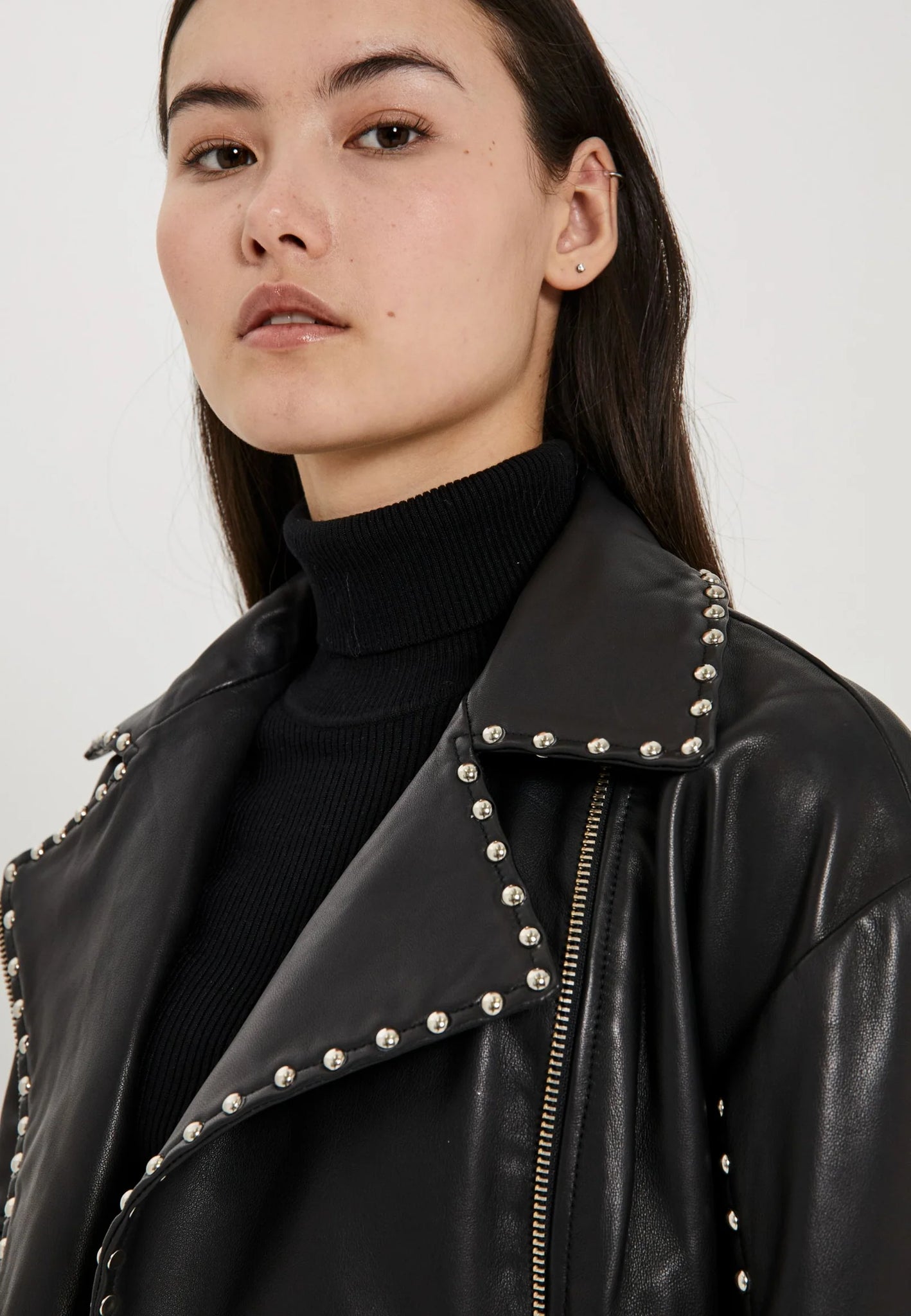 Mota leather jacket in black