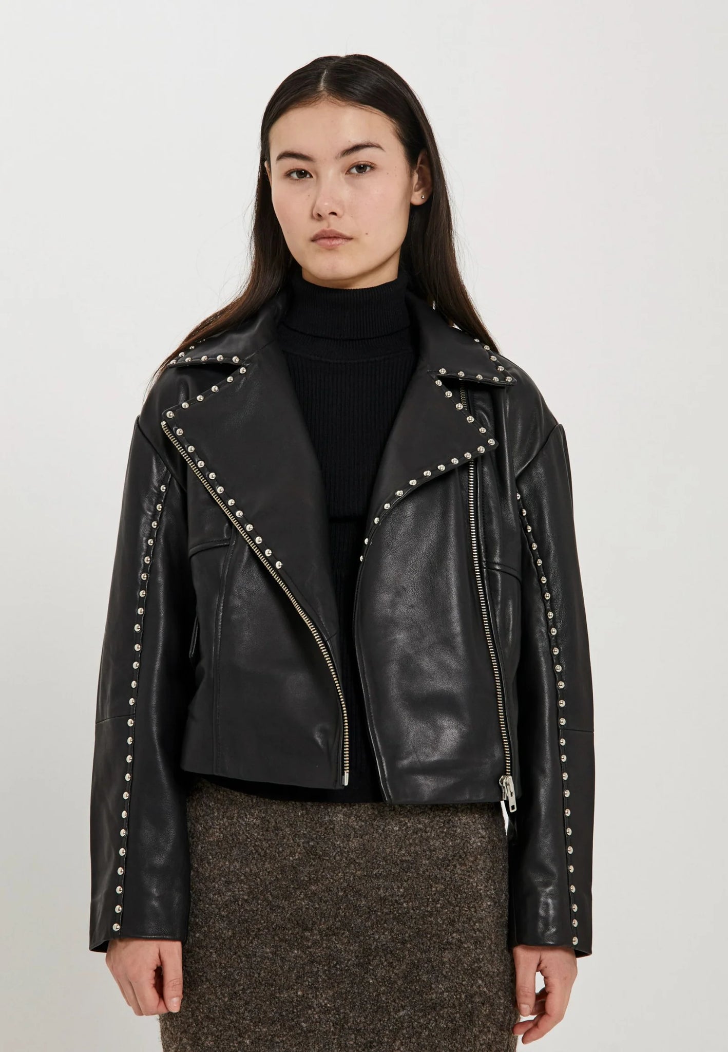 Mota leather jacket in black