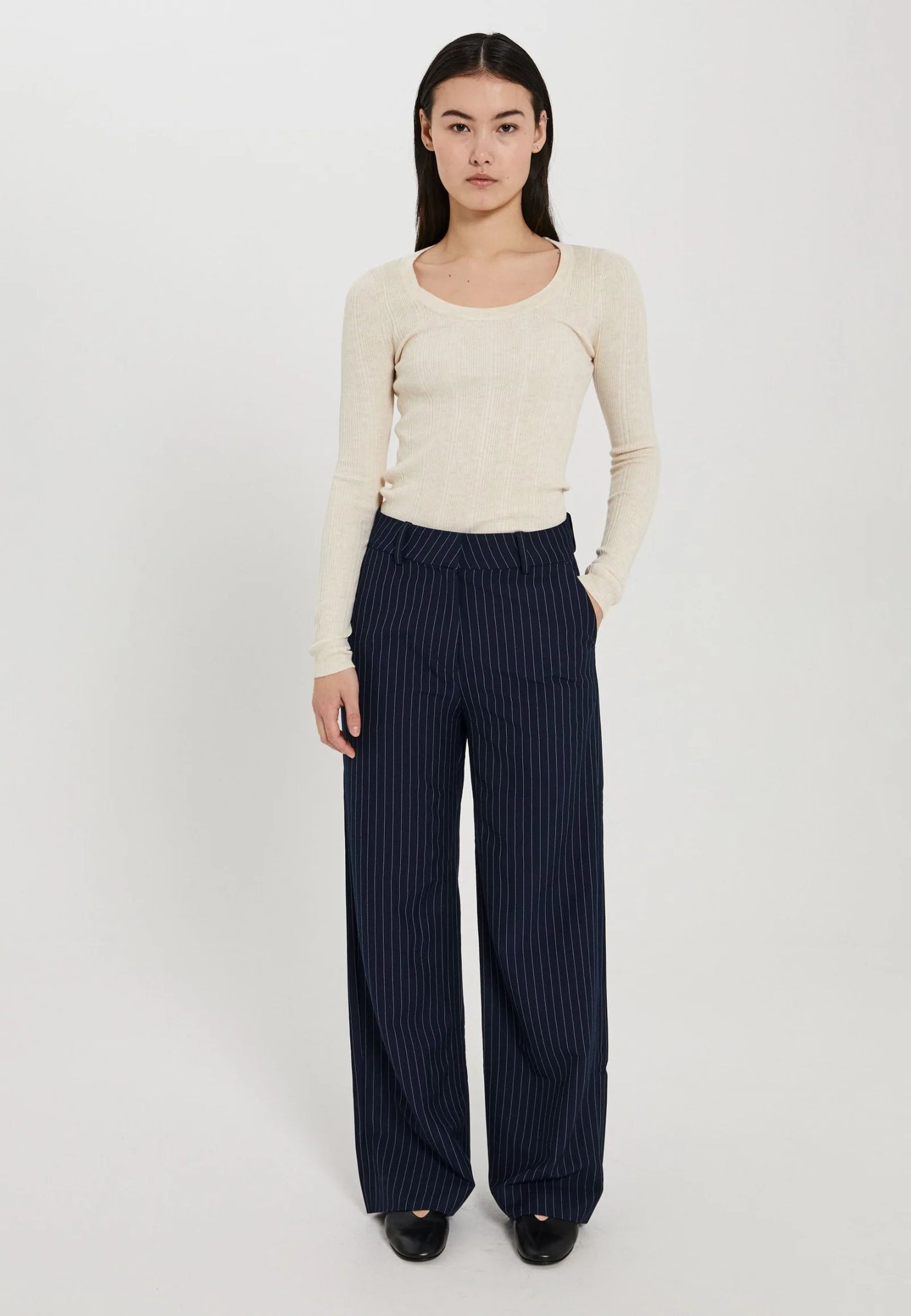 Neo pinstripe pants in navy