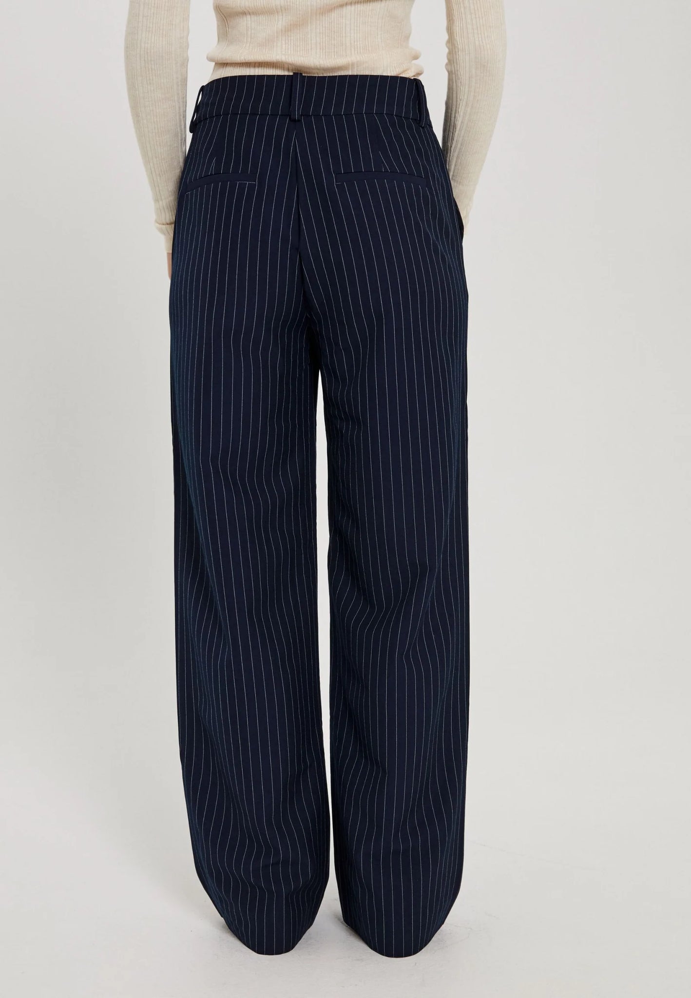 Neo pinstripe pants in navy