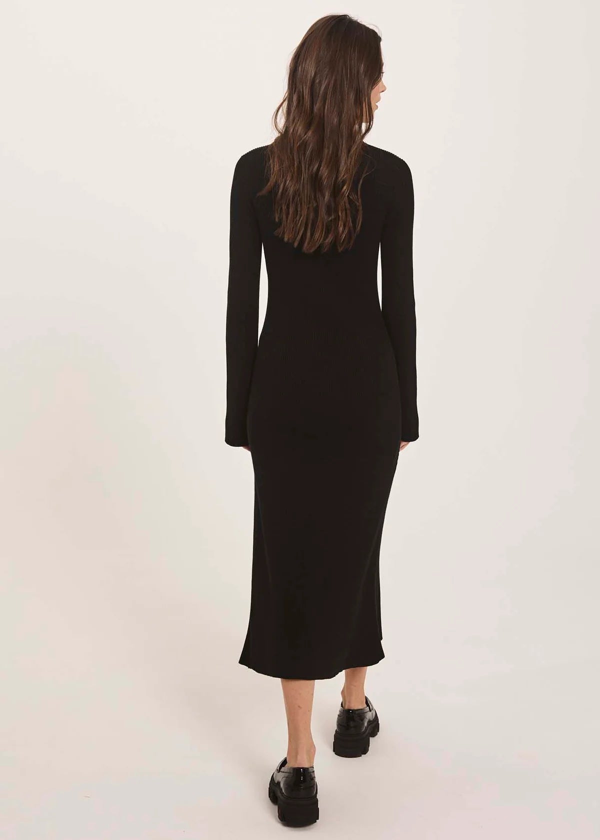 Sherry flared knit dress in black