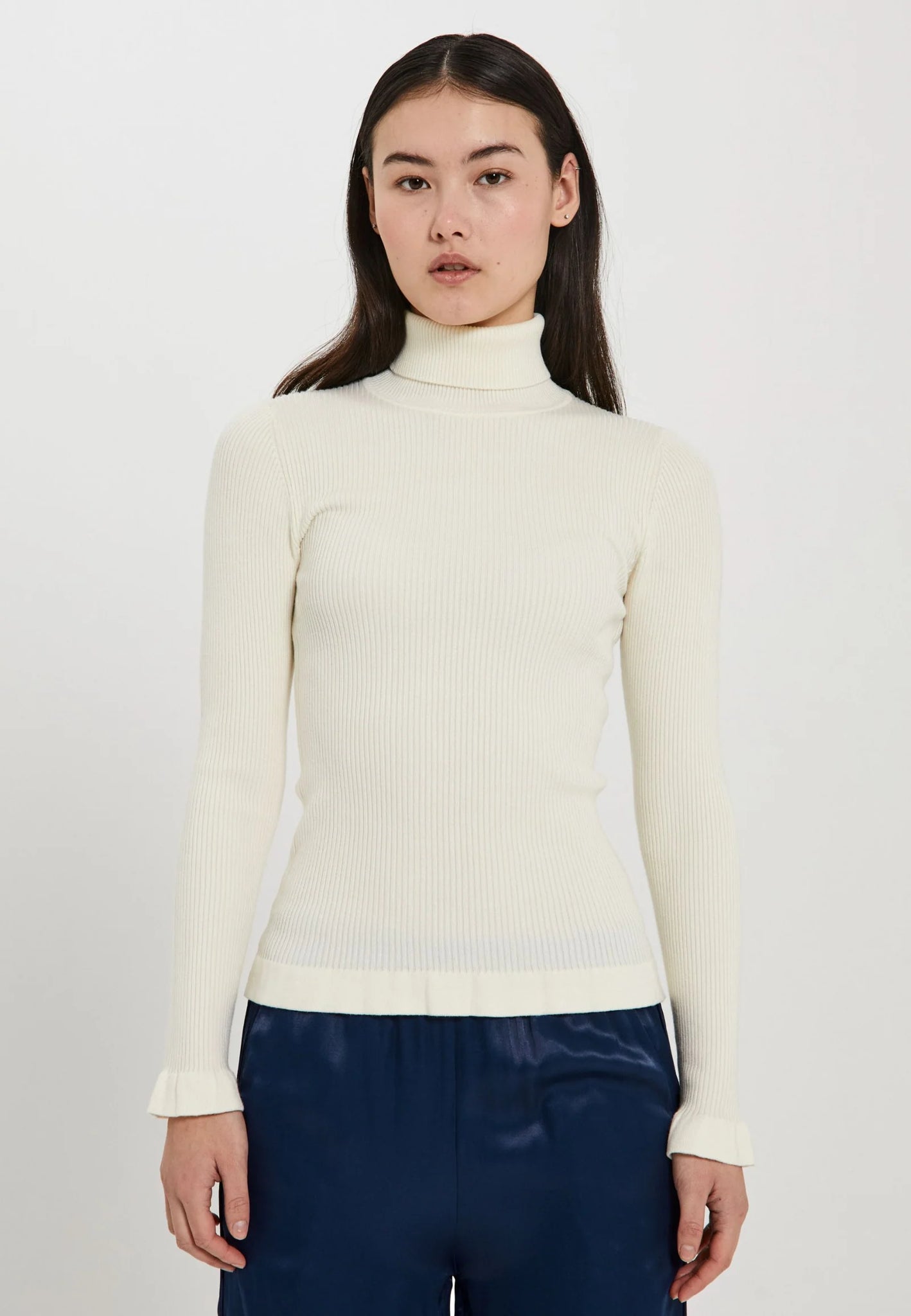 Sherry frill knit top in off white