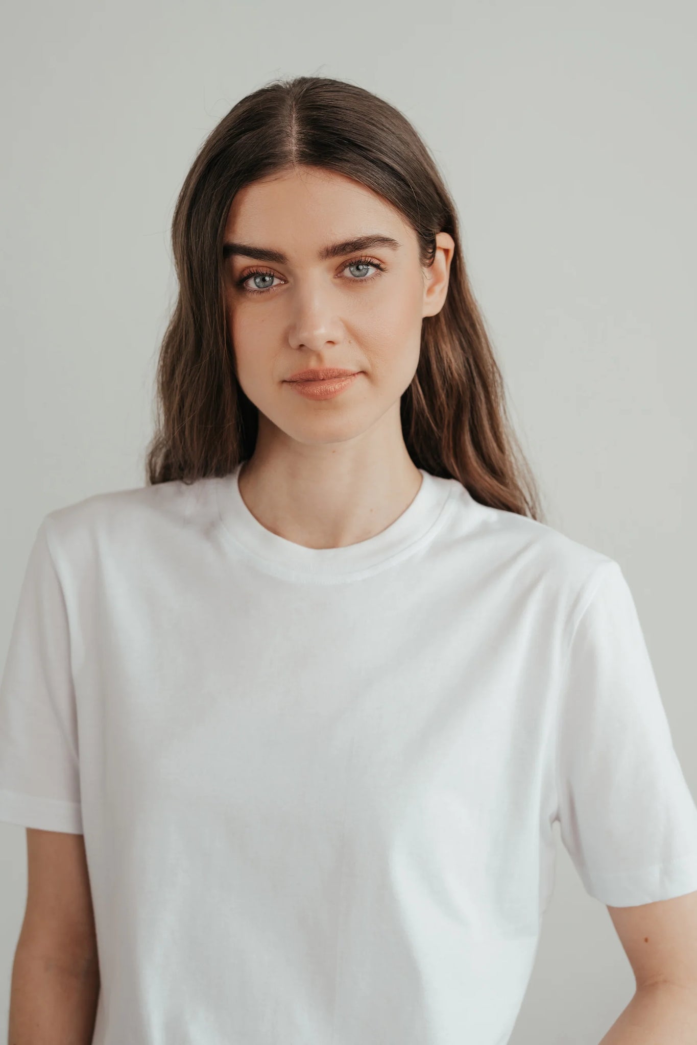 Fitted t-shirt in white by sonho stories