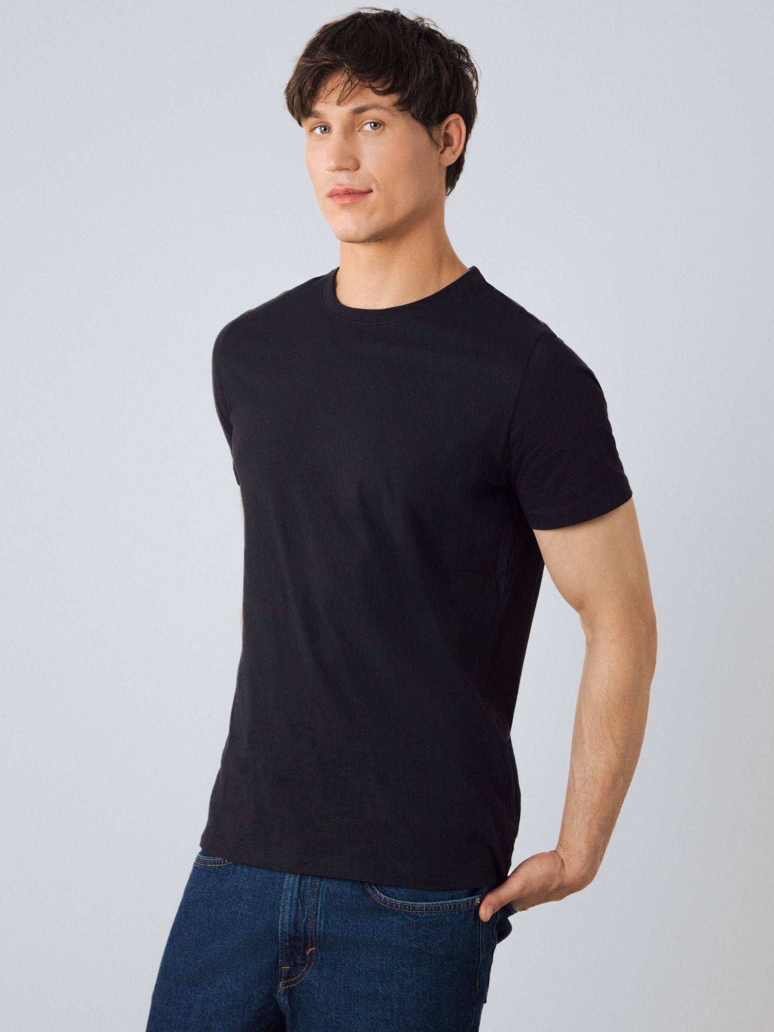T-Shirt Herren: Weiss / L – BEYOND STUDIOS