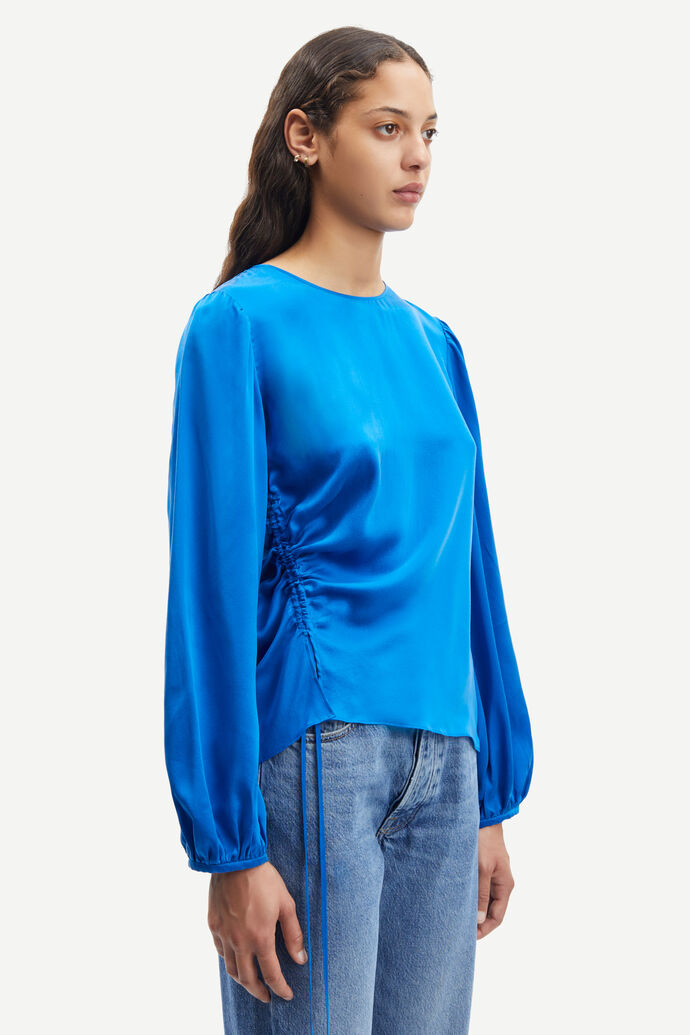 Elvira blouse in skydiver