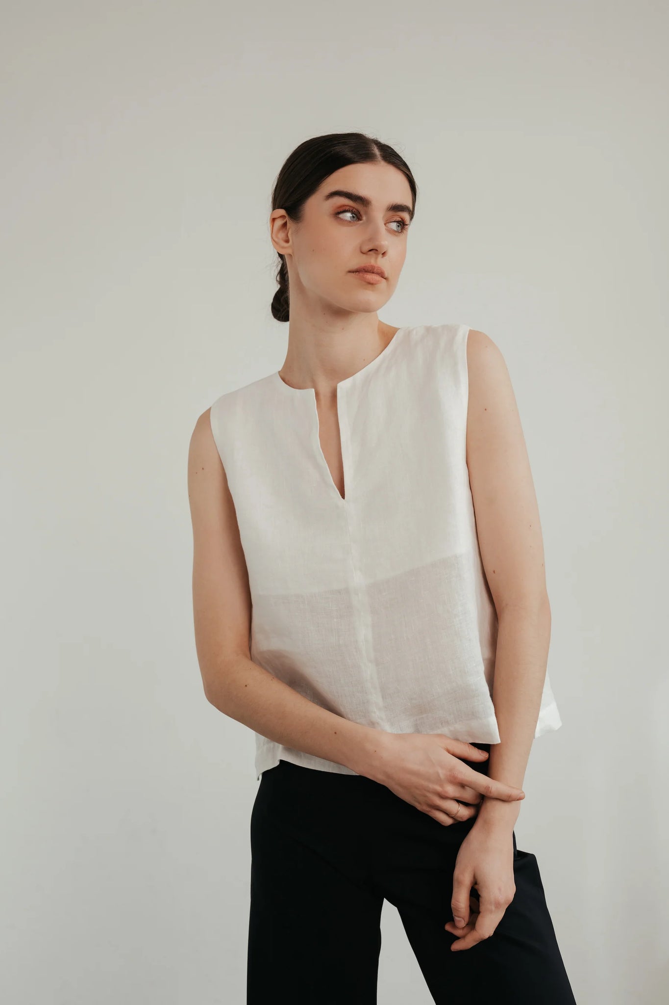 Cropped linen top in creamy white by sonho stories