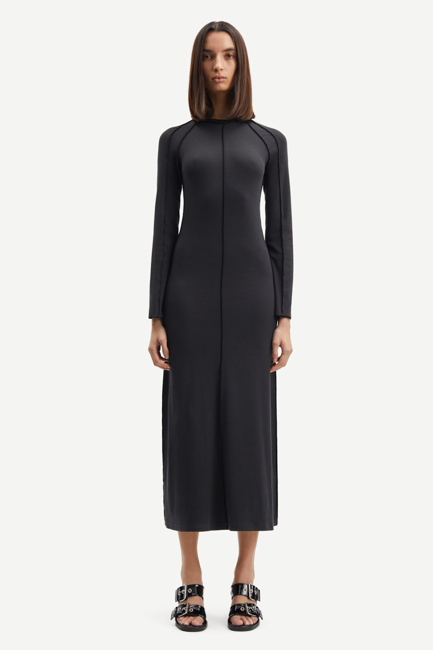 Sasloan dress in phantom