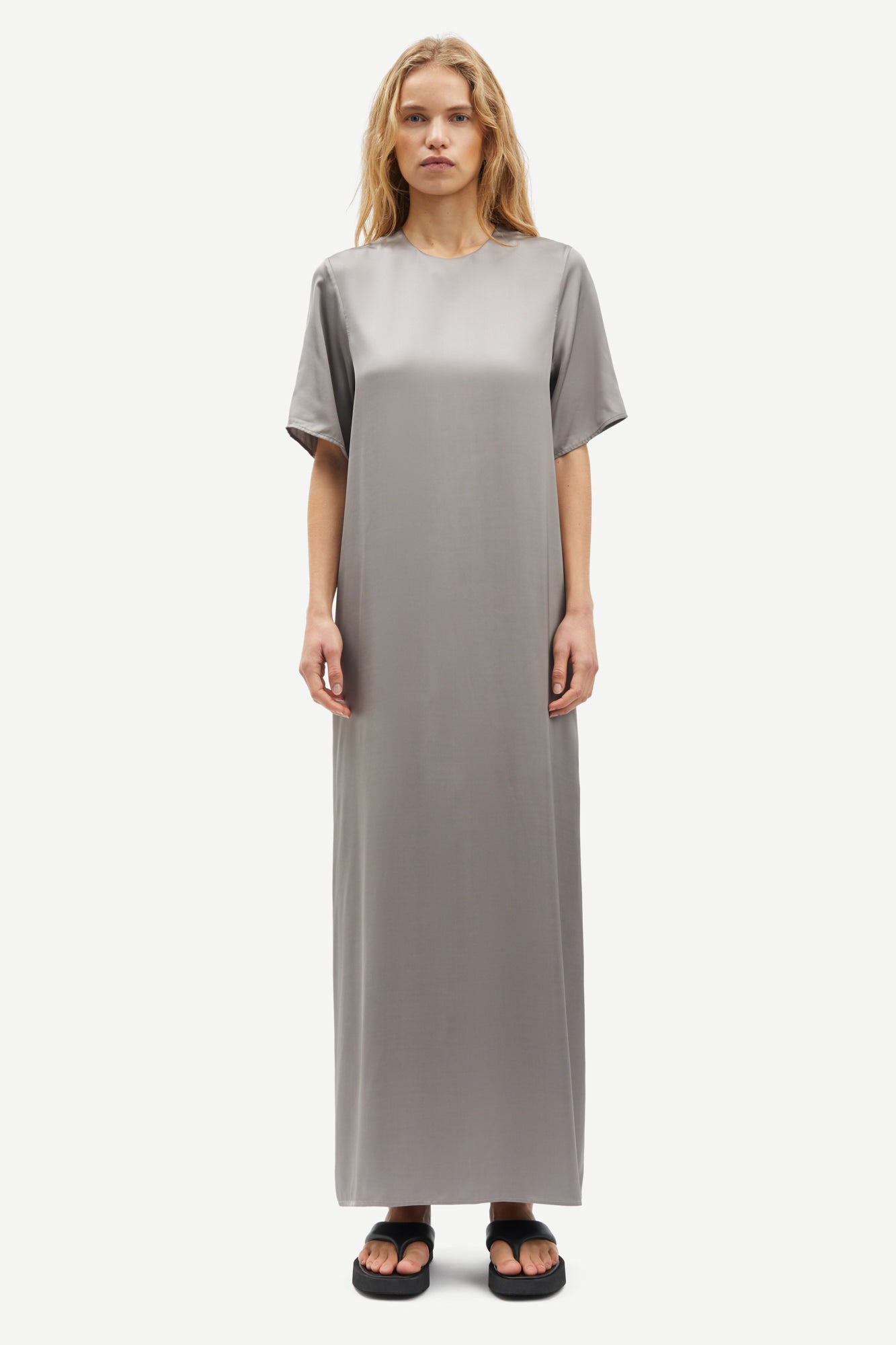 Silky maxi dress in steeple gray