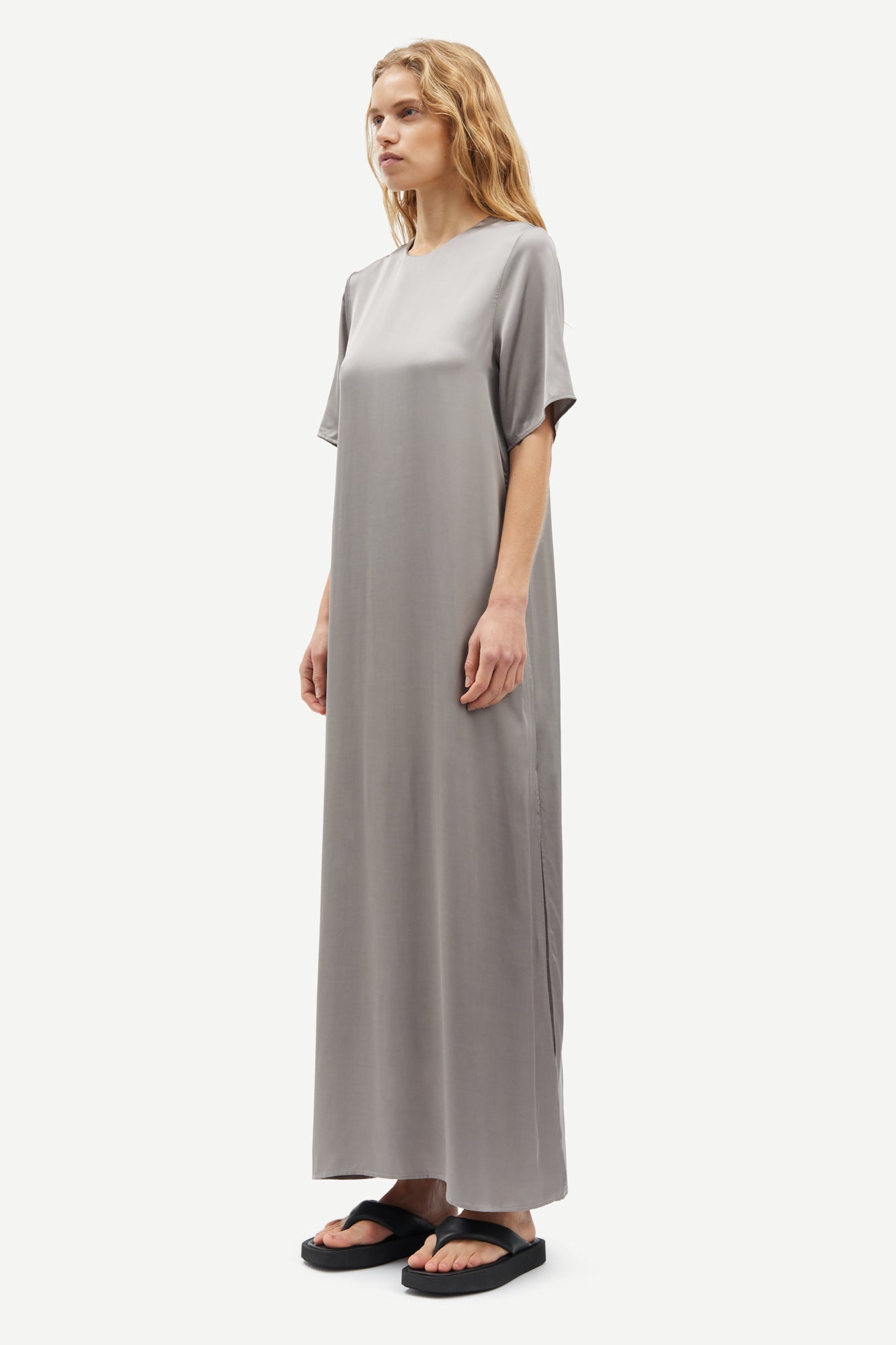 Silky maxi dress in steeple gray