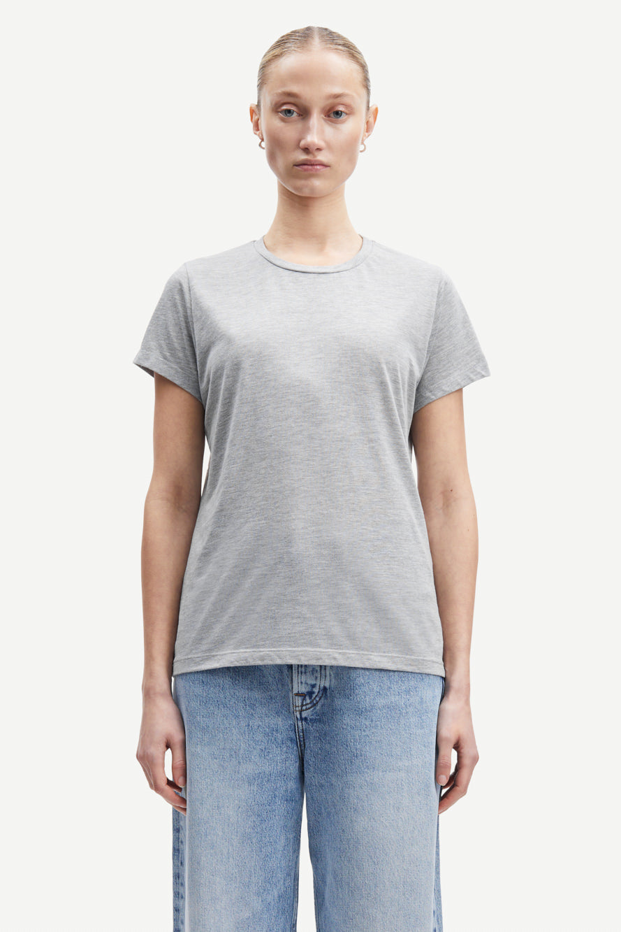 Basic crew neck shirt in grey melange