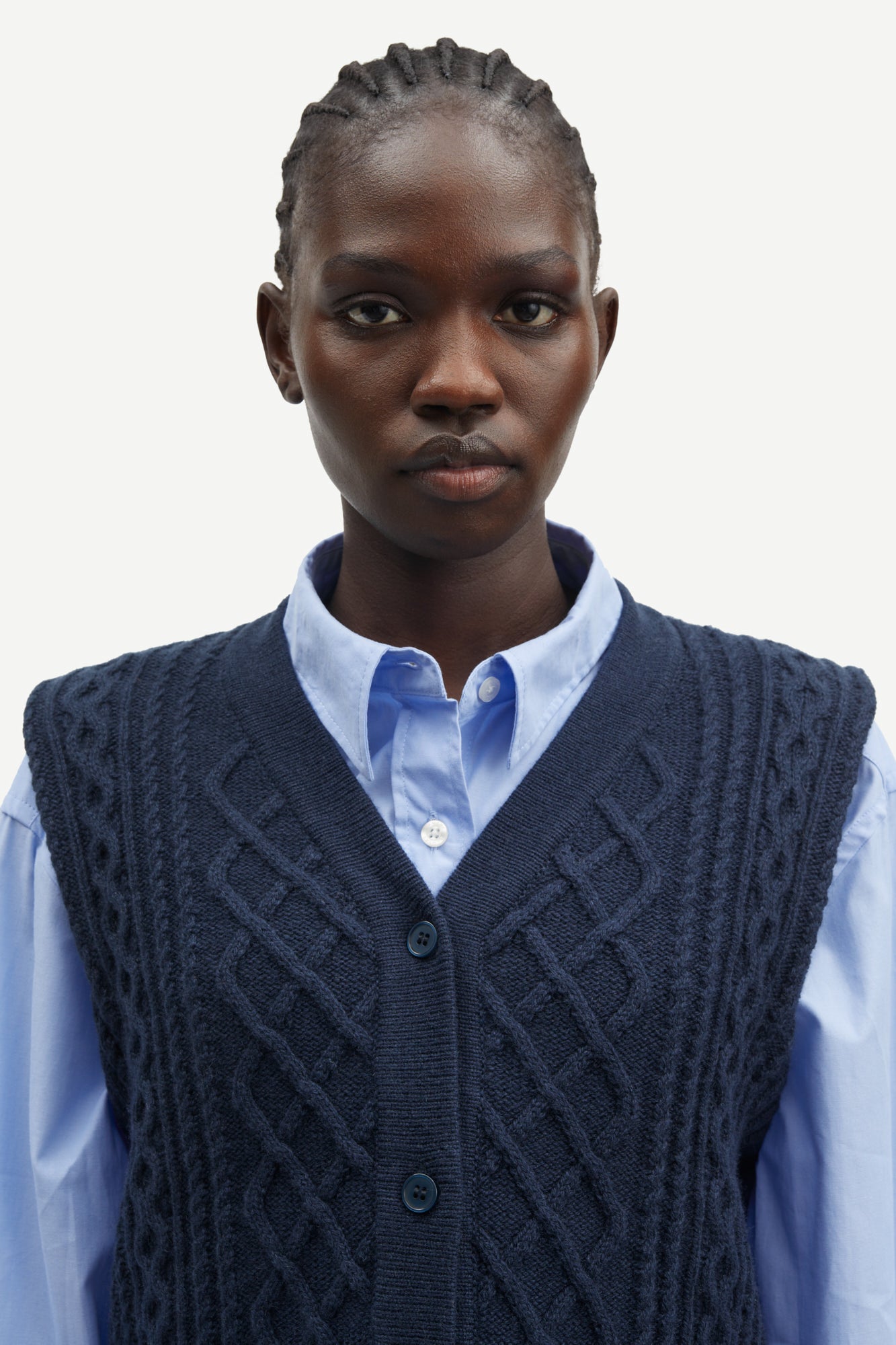 Sadene vest in outer space