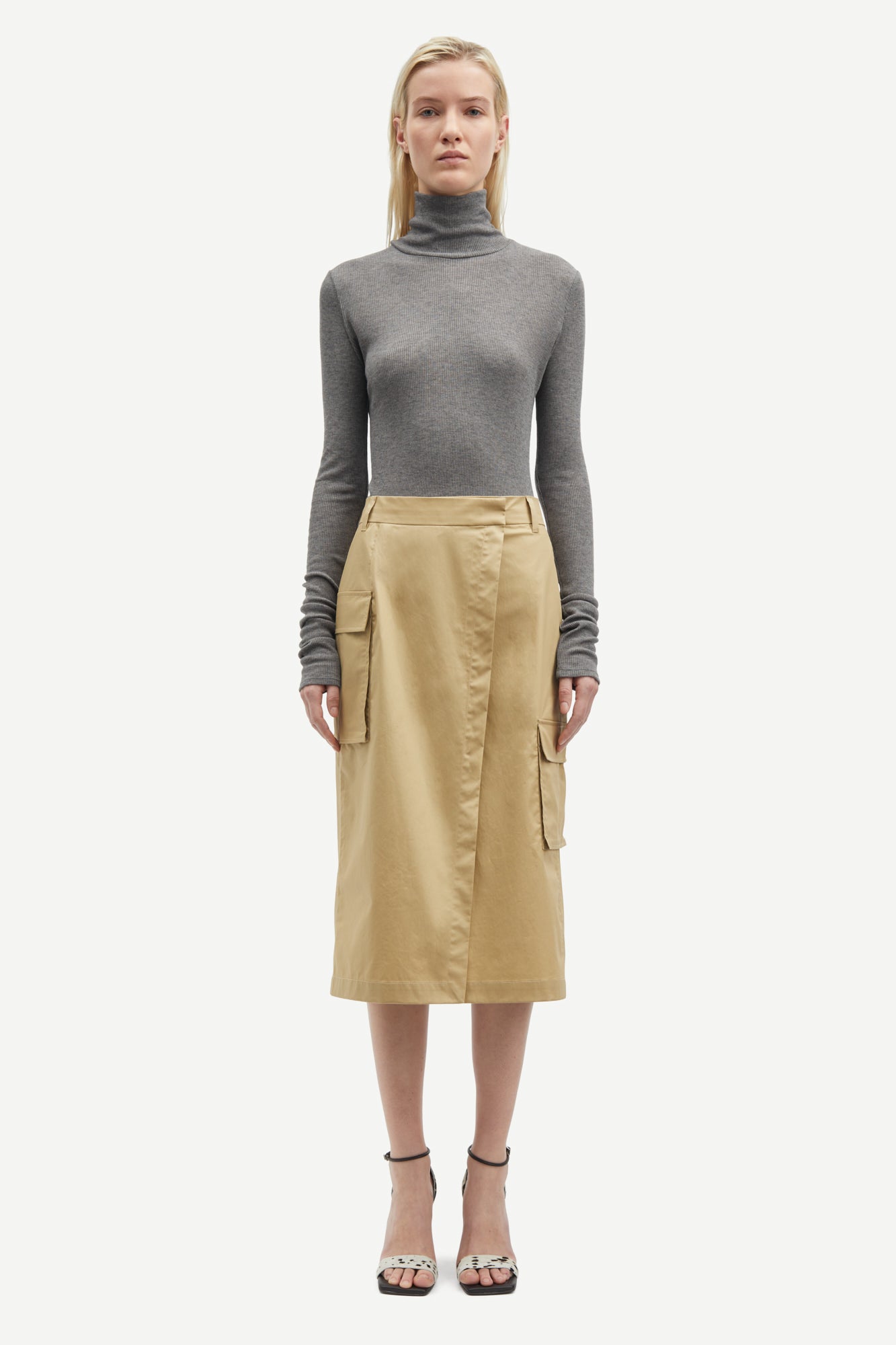 Sasonnet longsleeve turtleneck in mid grey