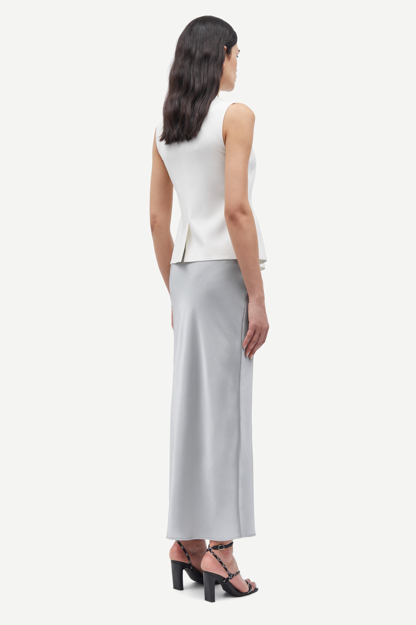 Silky maxi skirt in limestone