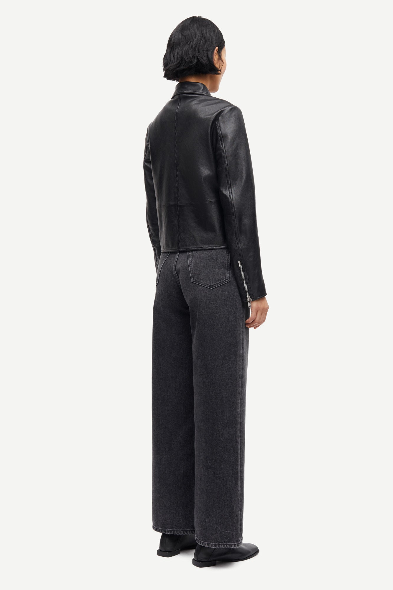 Sashiloh leather jacket in black
