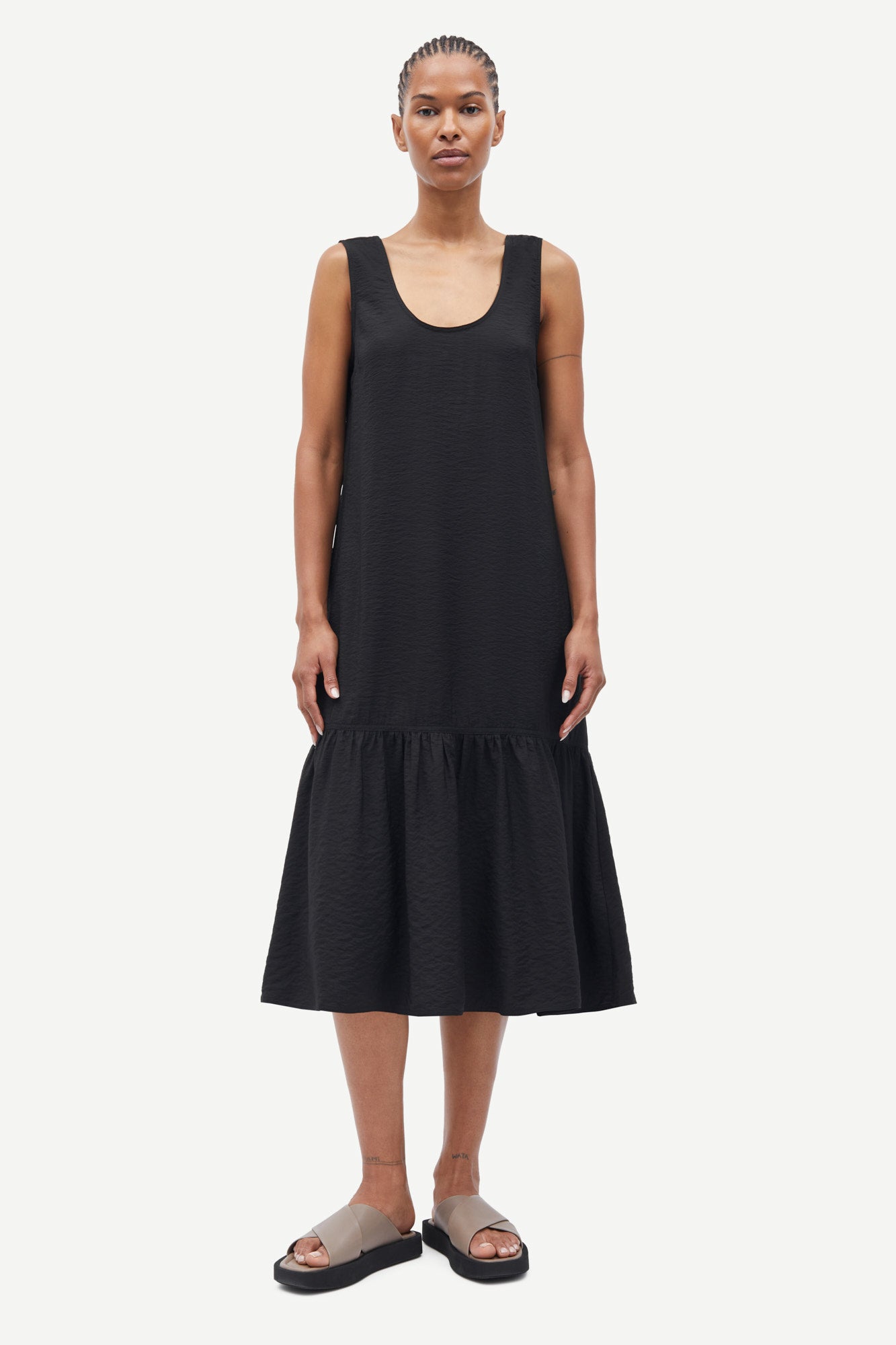 Salero dress in black