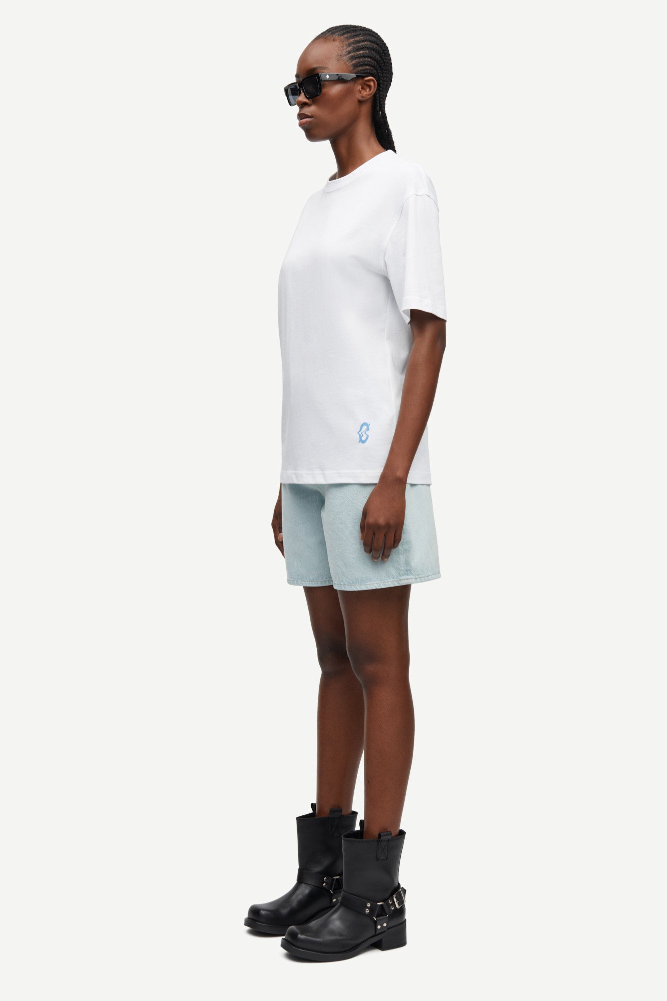 Sashelly shorts in surf spray