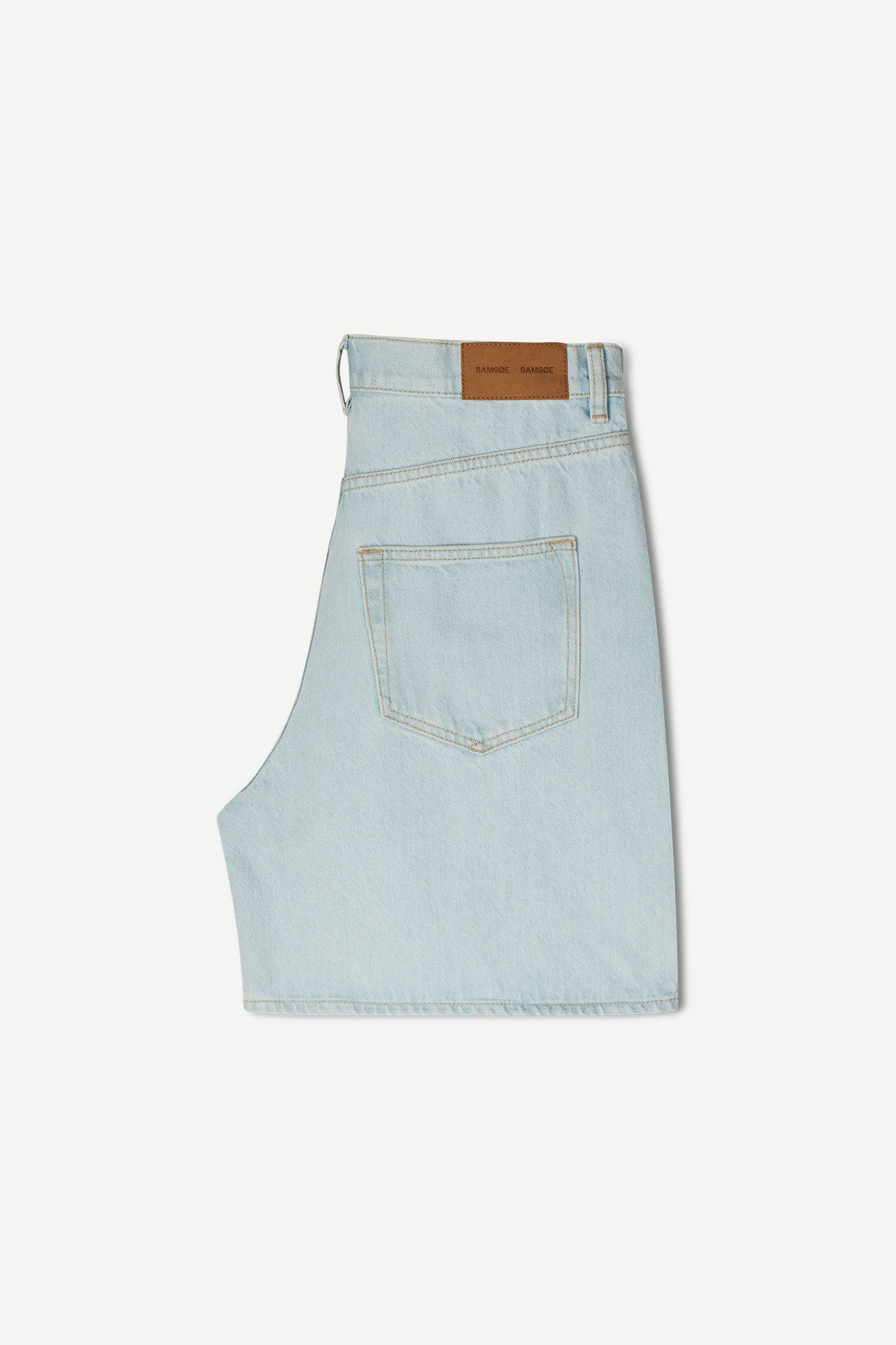 Sashelly shorts in surf spray