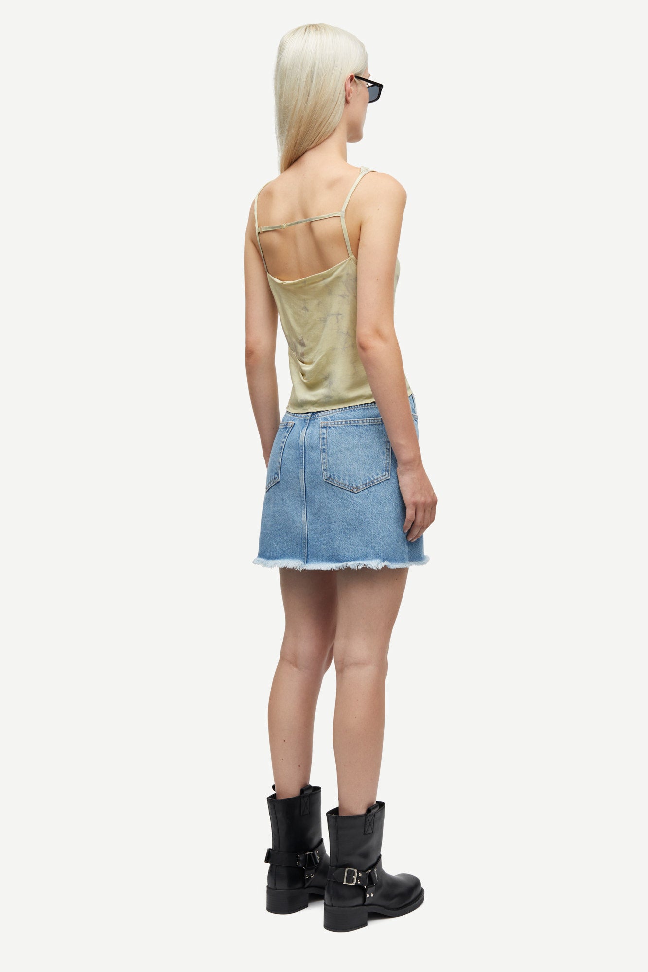 Sashelly skirt in ocean surf
