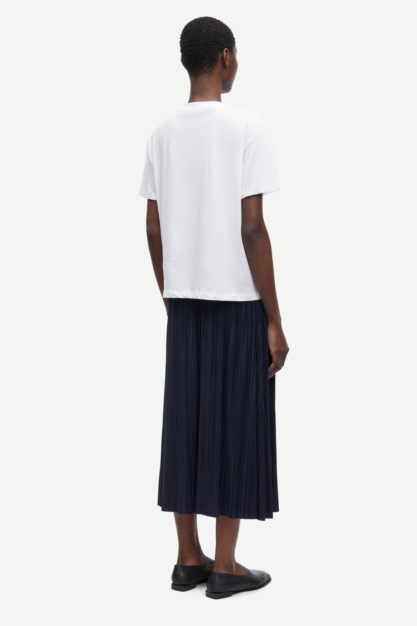 Cotton v-neck shirt in white