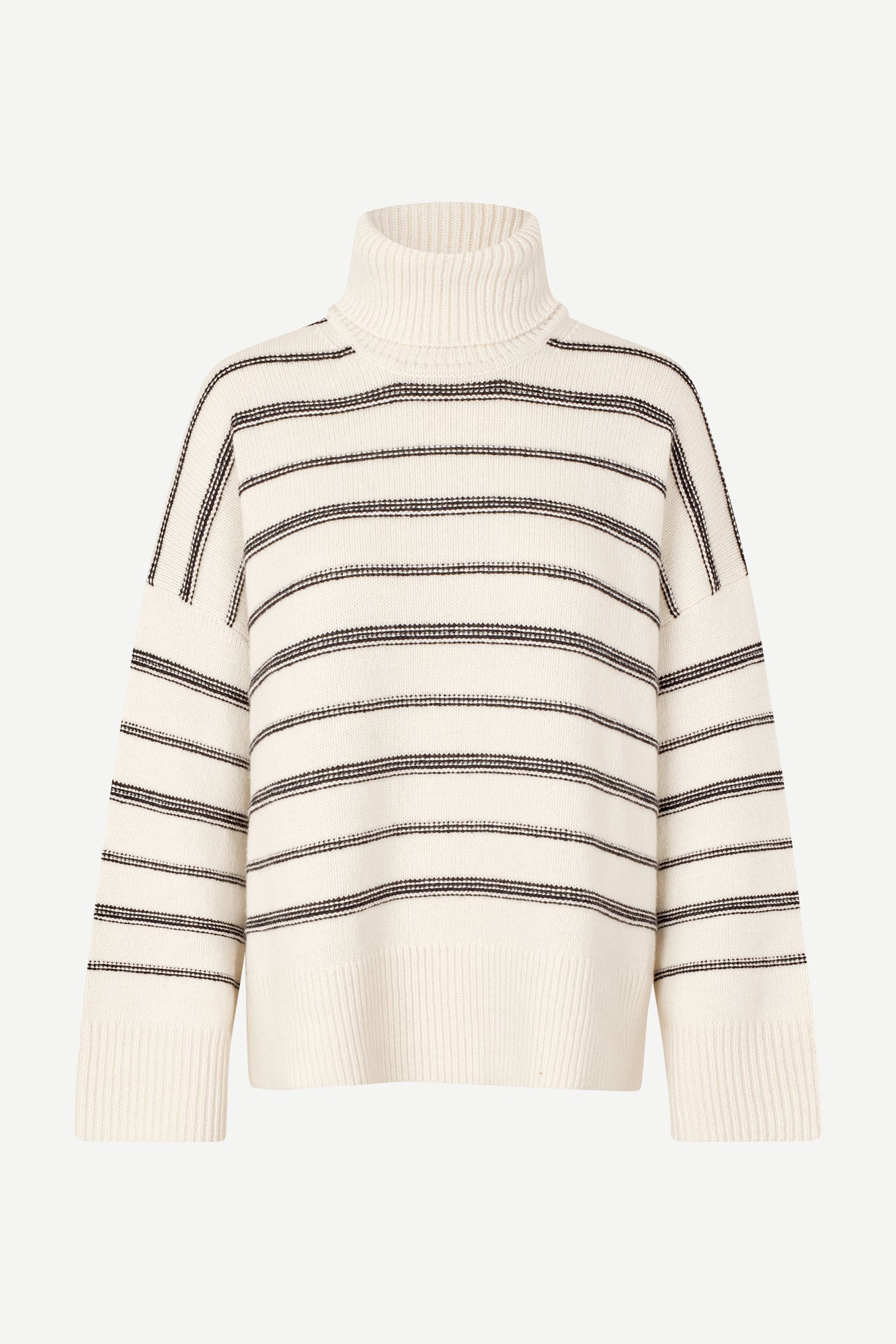 Sakeiku turtleneck in clear cream striped