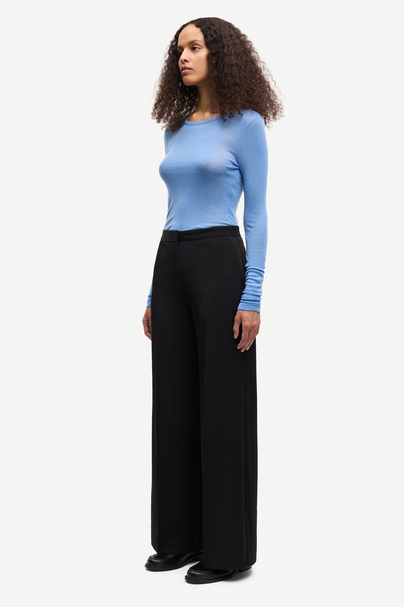 light wool longsleeve in della robbia blue