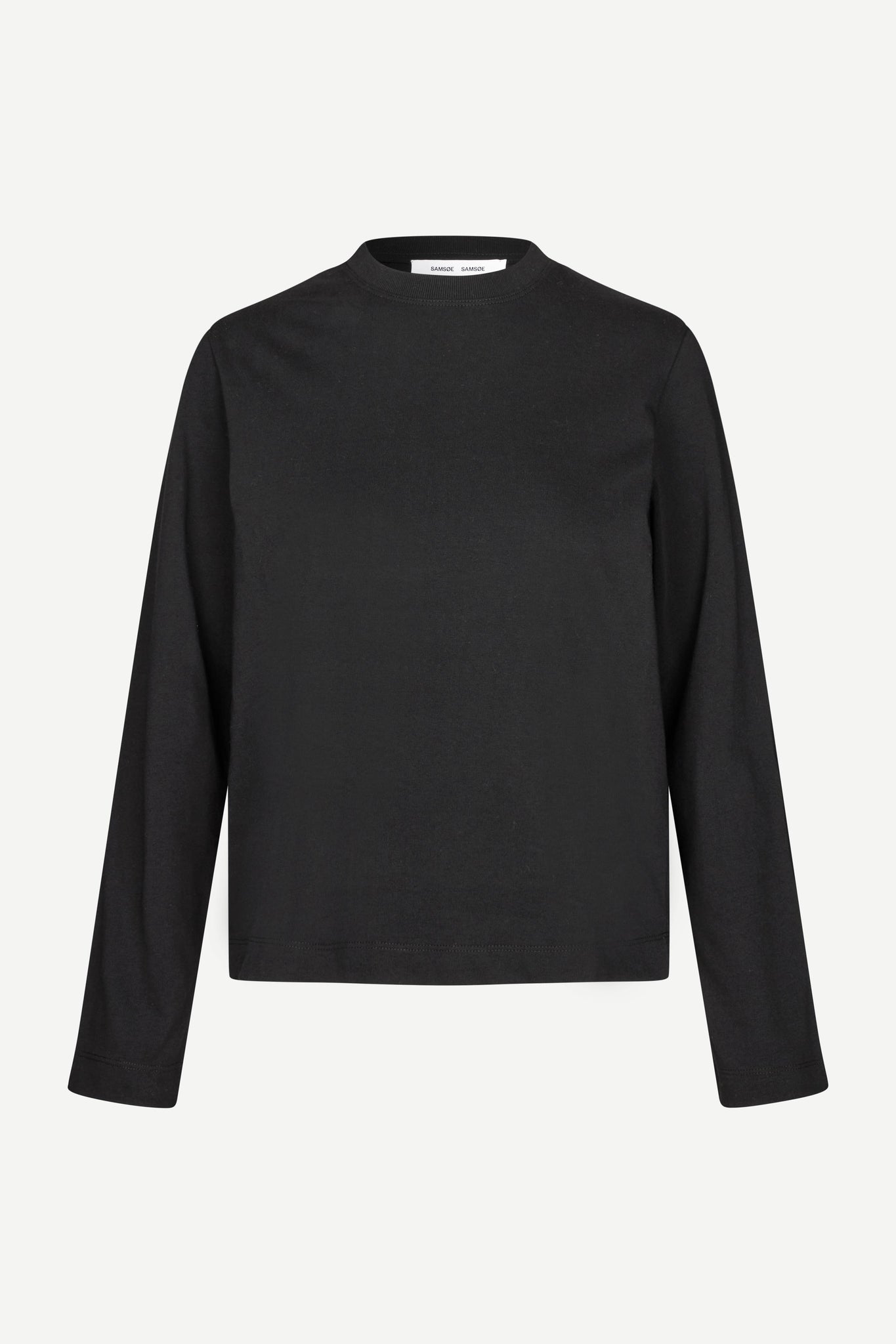 Crew neck longsleeve in black
