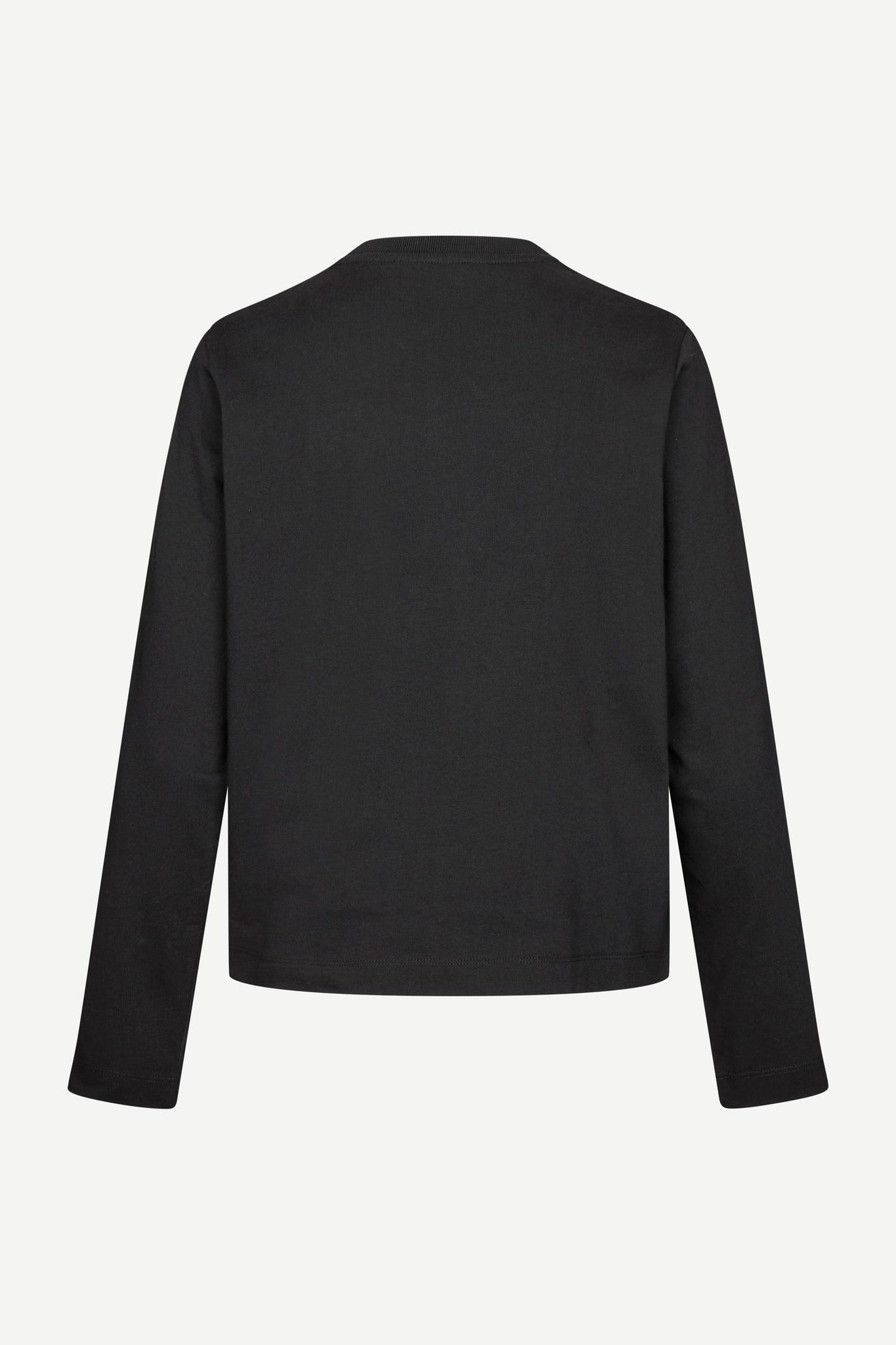 Crew neck longsleeve in black