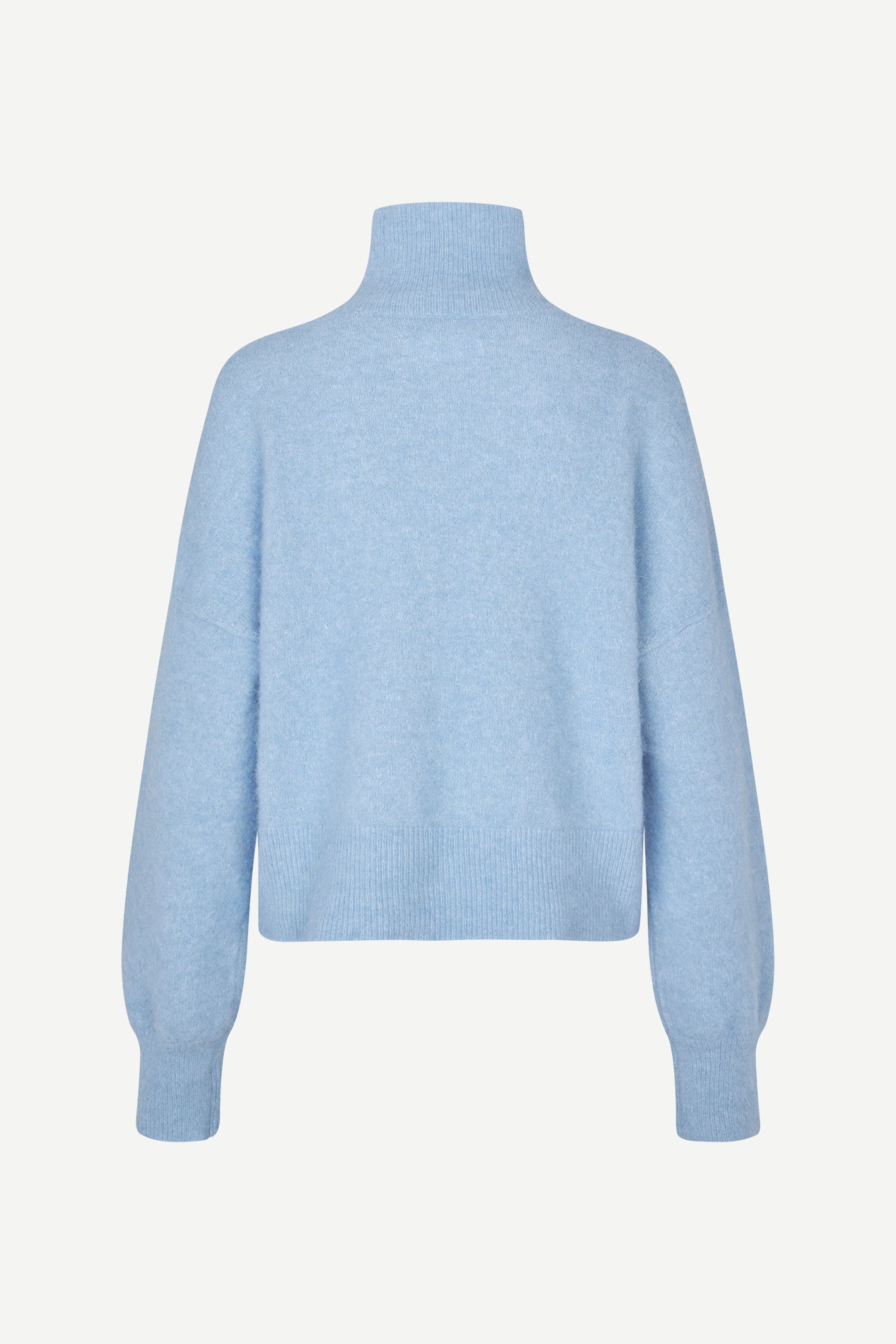 Nola turtleneck in sky blue