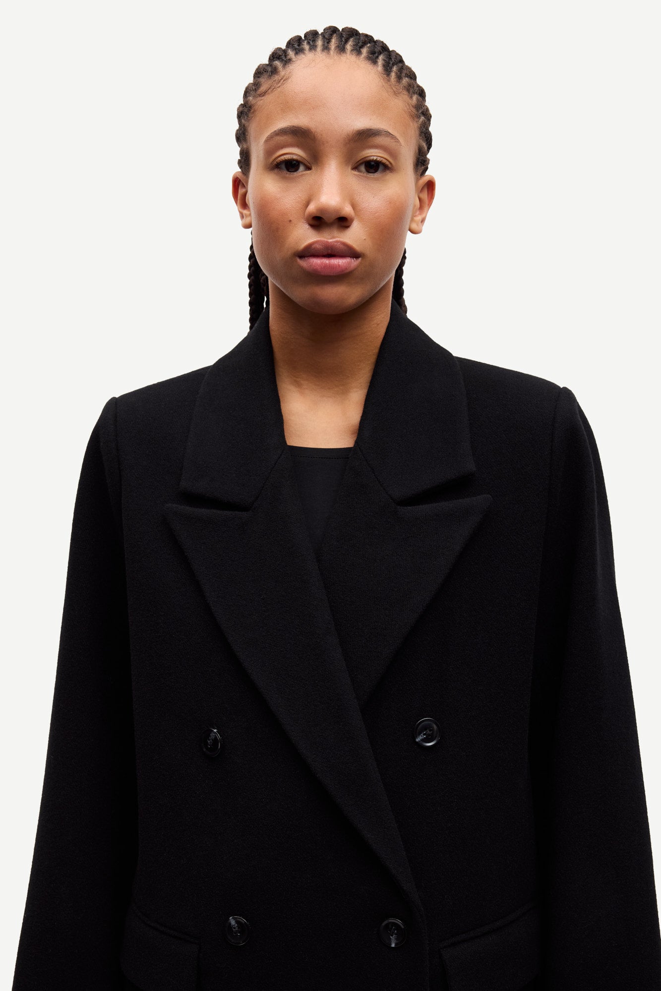Sajill coat in black