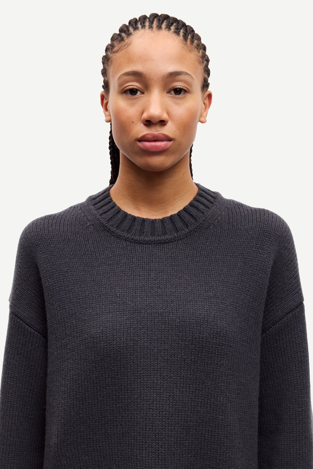 Sakeiku sweater in charcoal art