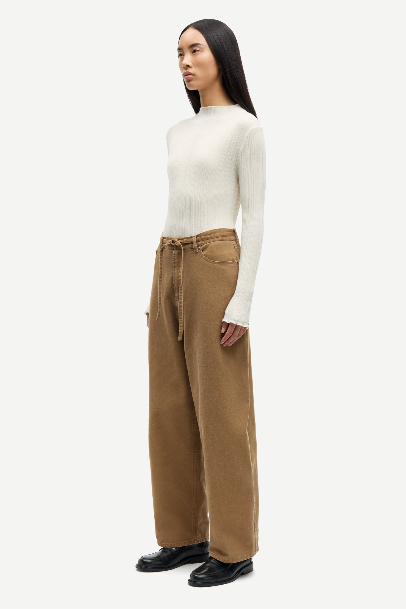 Saharper belt trousers in washed otter