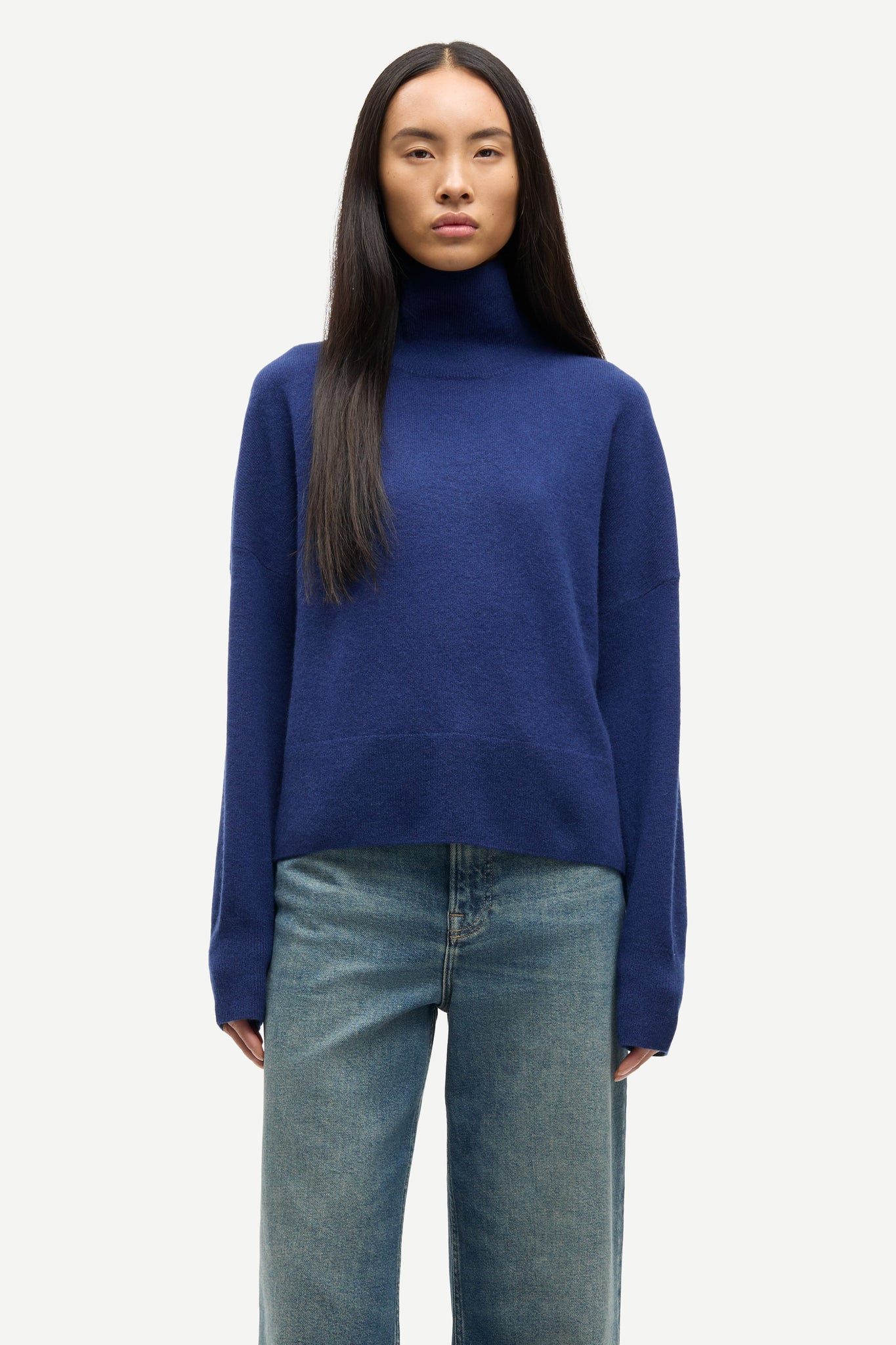 Nola turtleneck in medieval blue