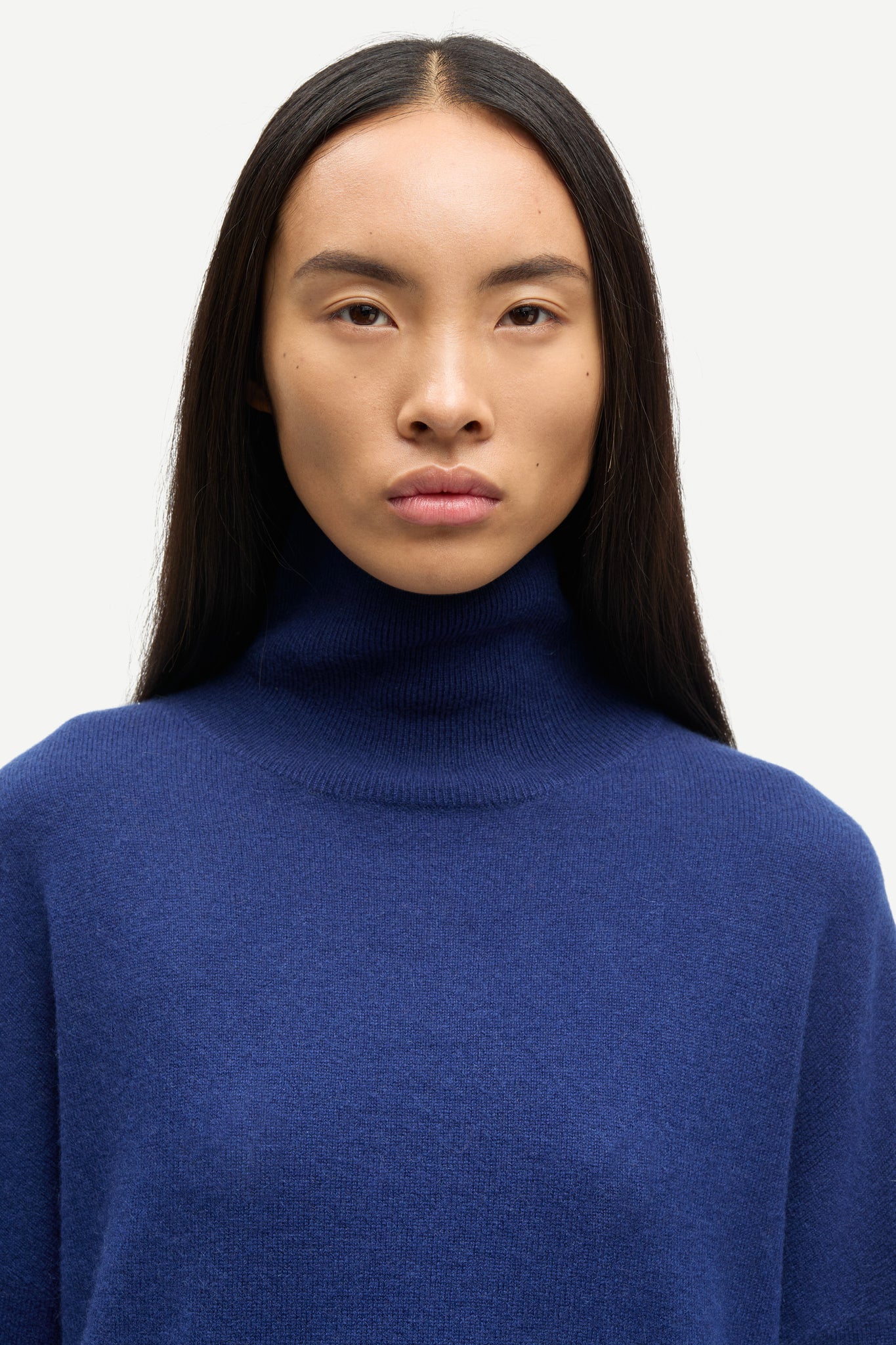 Nola turtleneck in medieval blue