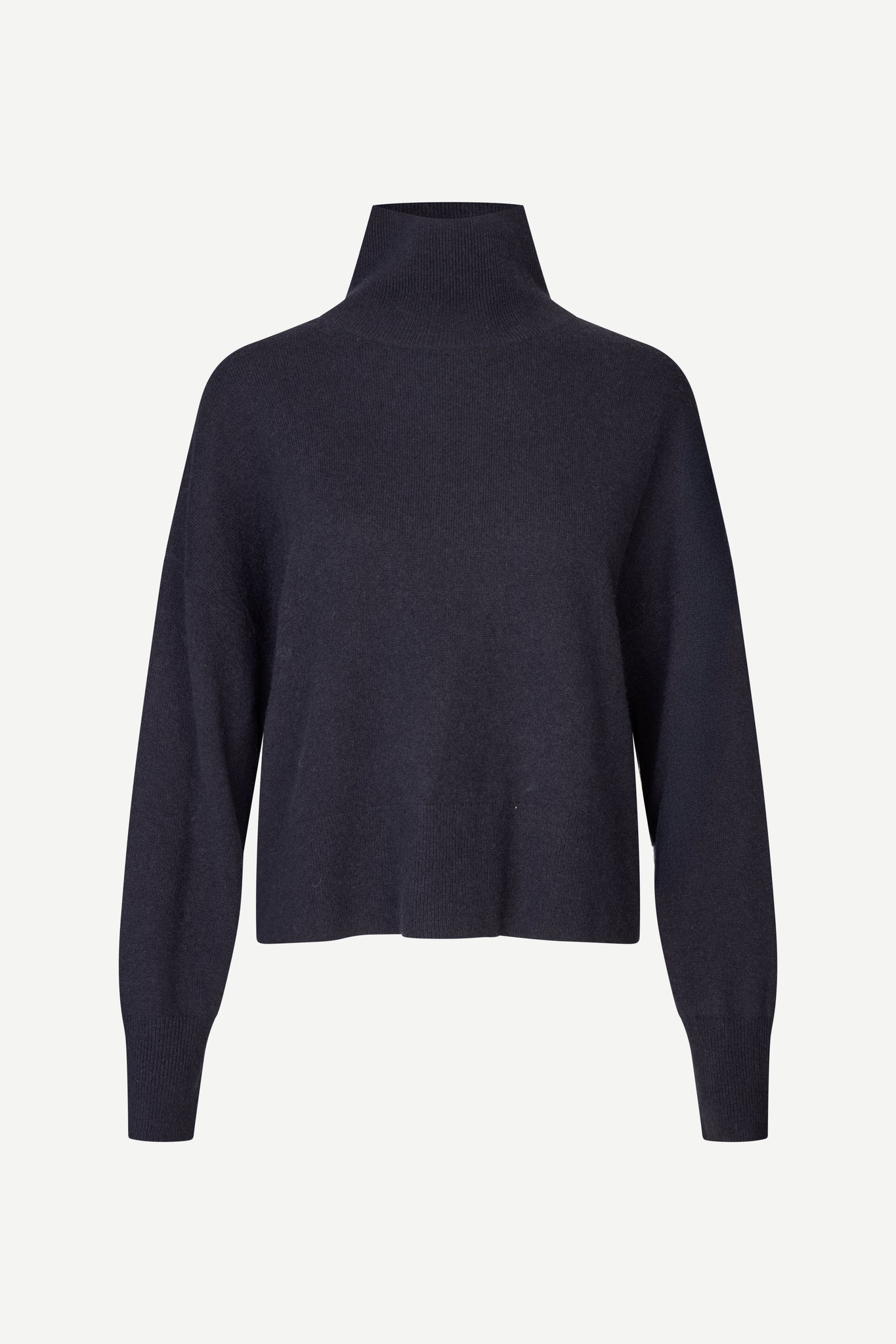 Nola turtleneck in salute