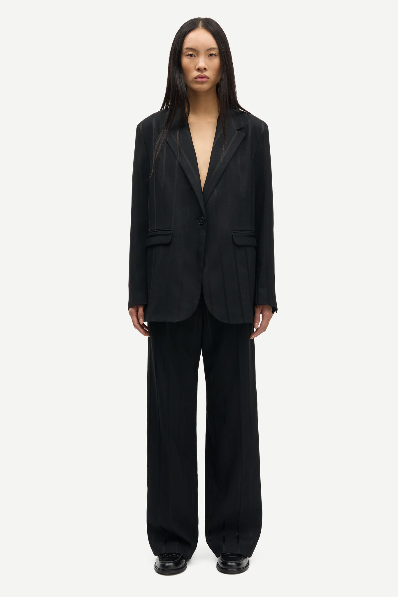 Sahaven blazer in black