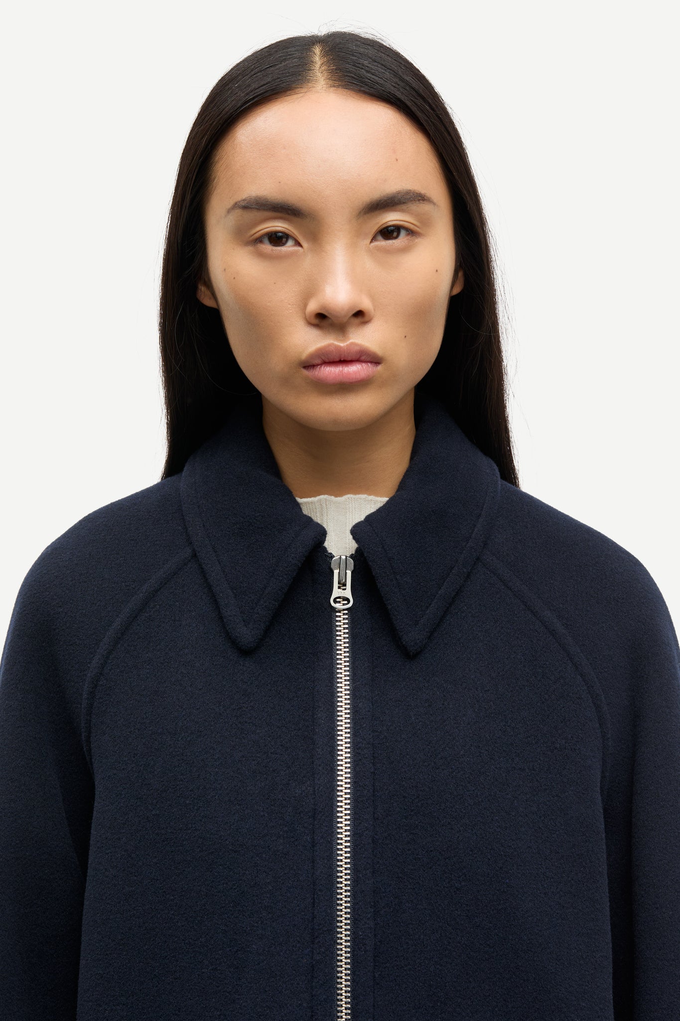 Alma jacket in salute