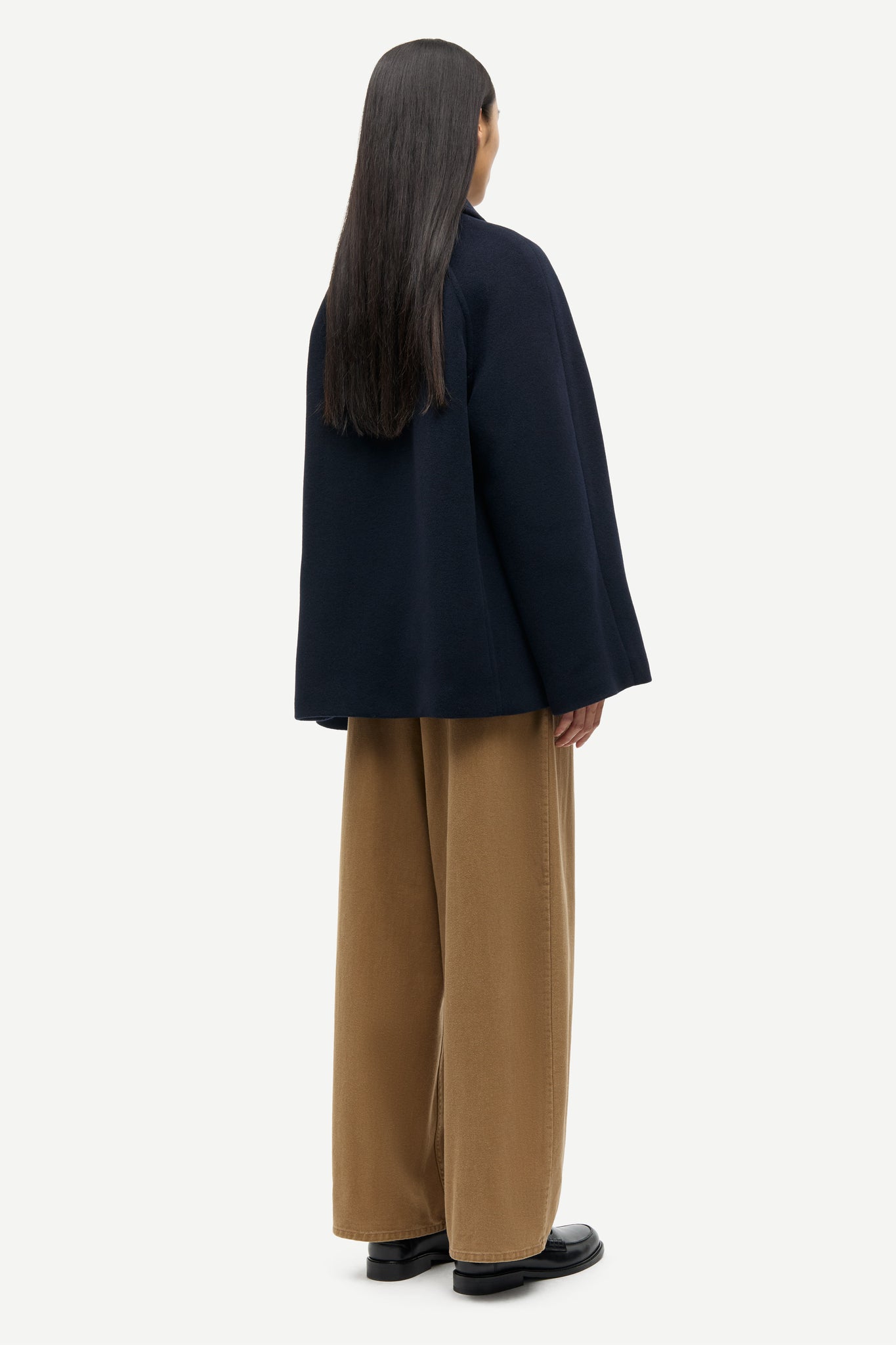 Alma jacket in salute