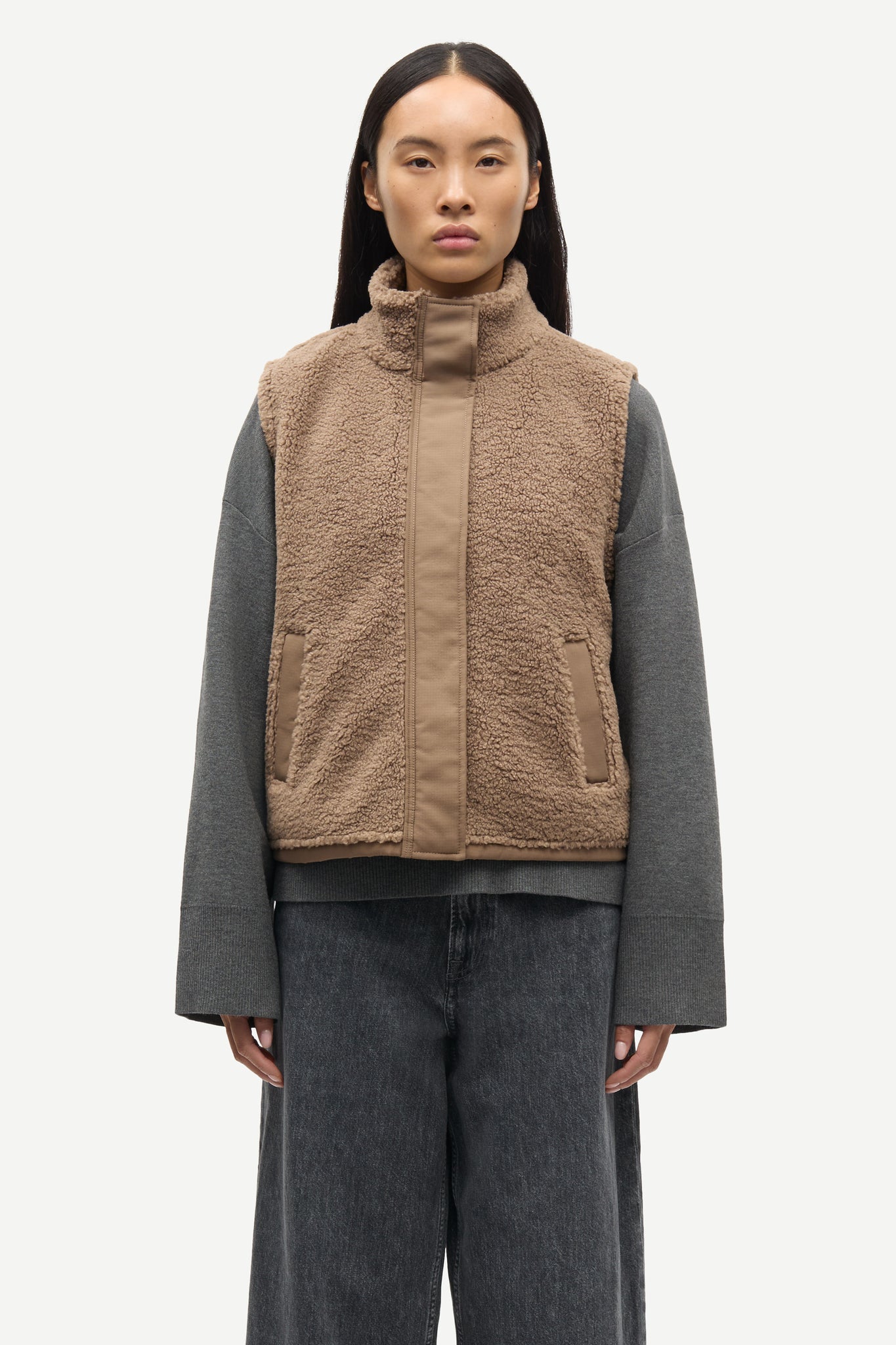 Safrost vest in fossil