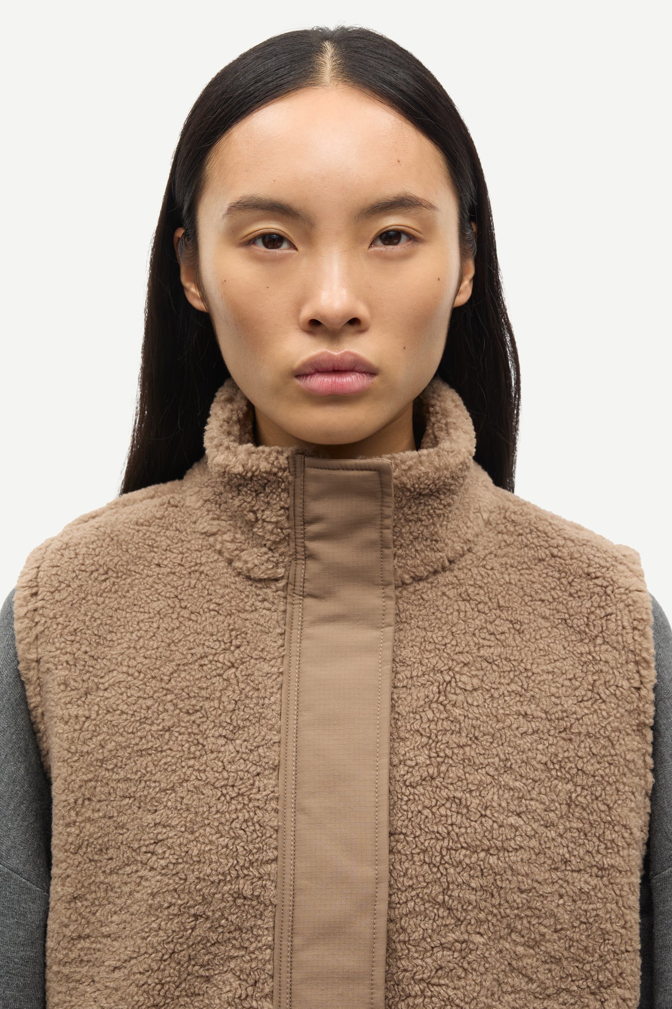 Safrost vest in fossil