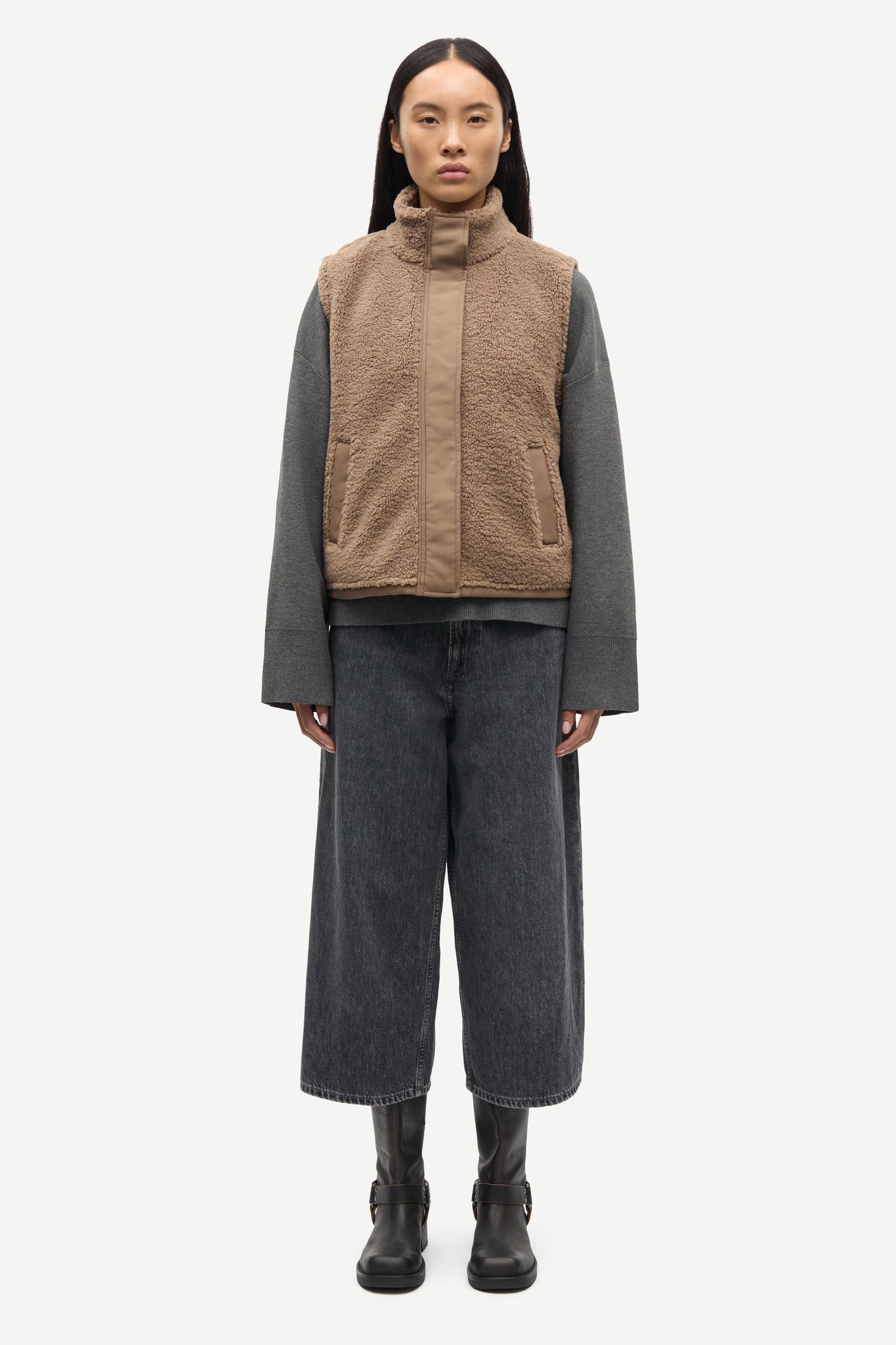 Safrost vest in fossil