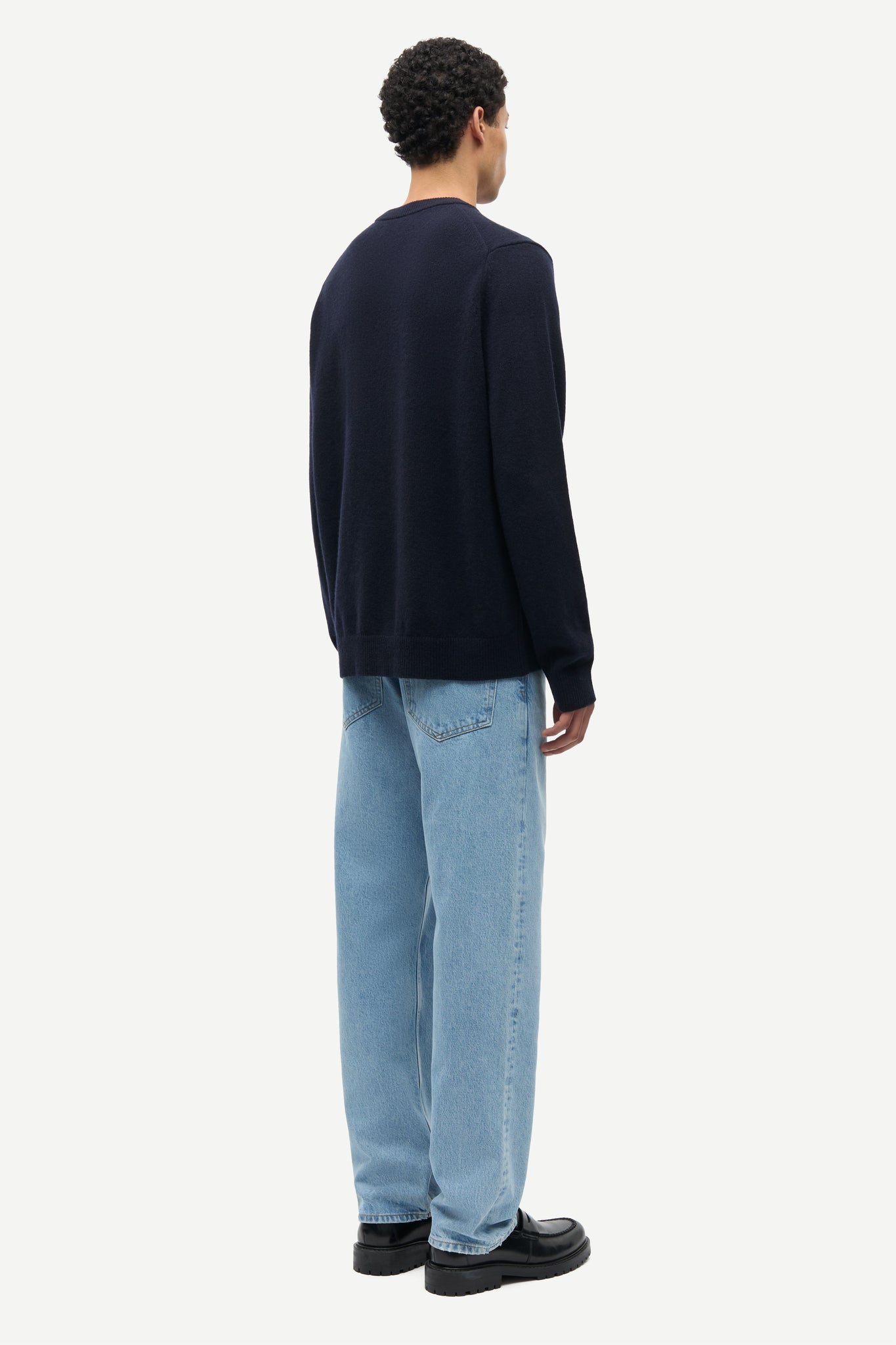 Isak knit sweater in salute