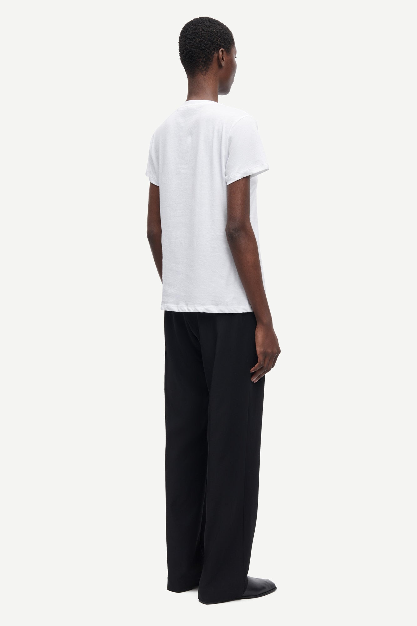 Solly tee solid in white