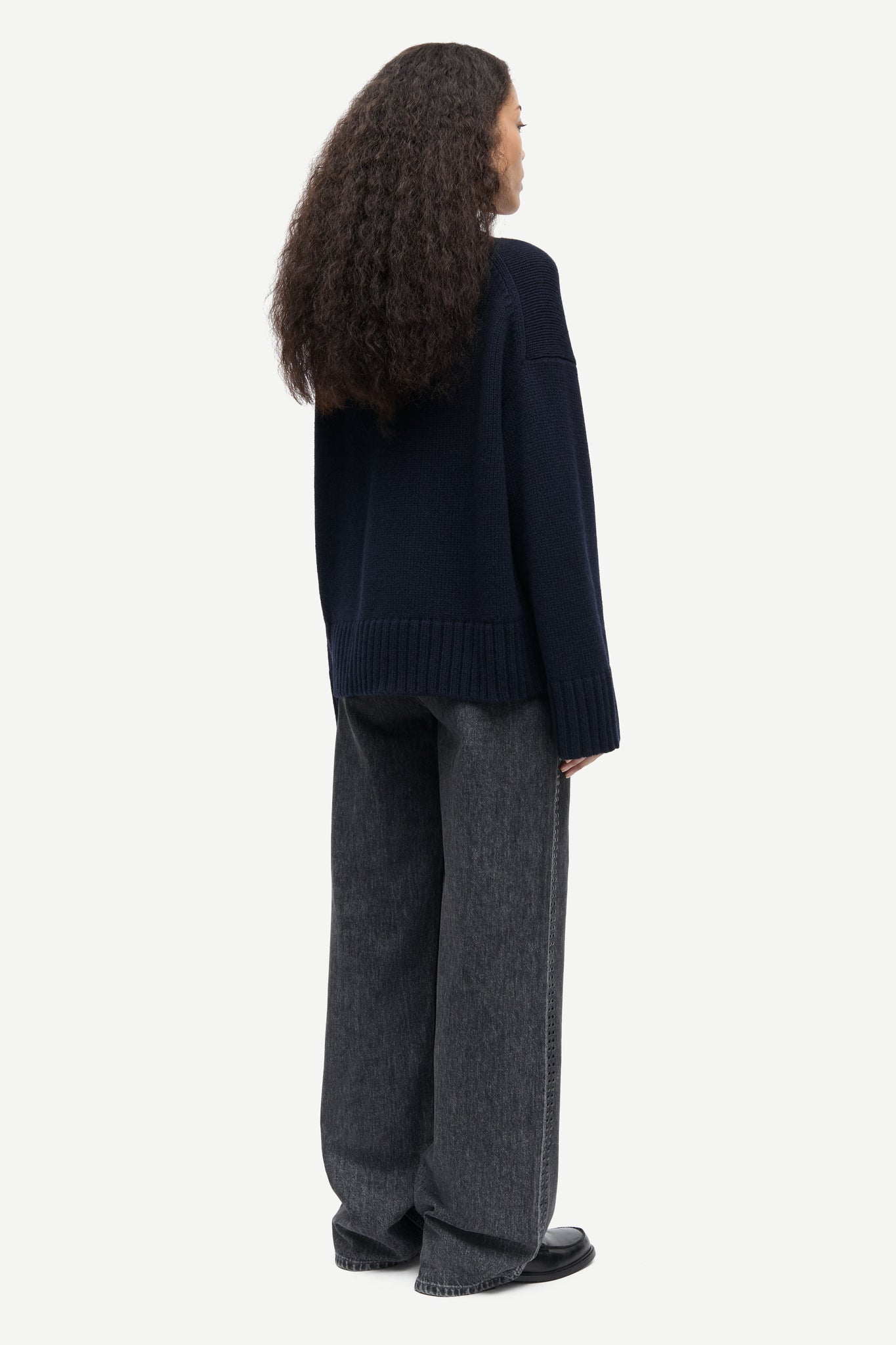 Sakeiku sweater in salute