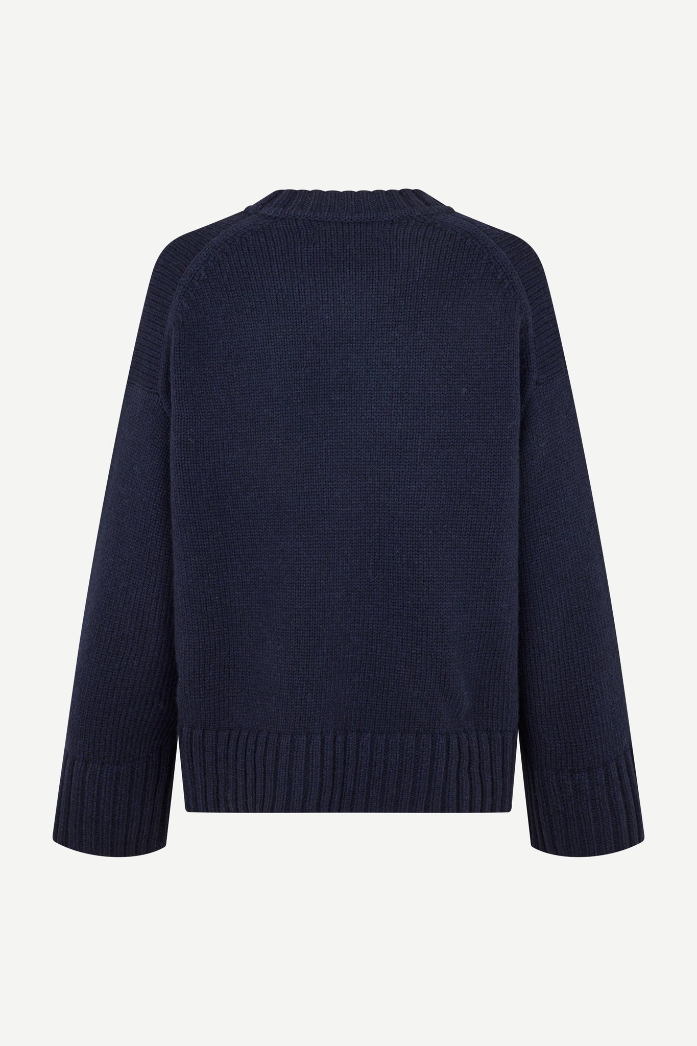 Sakeiku sweater in salute