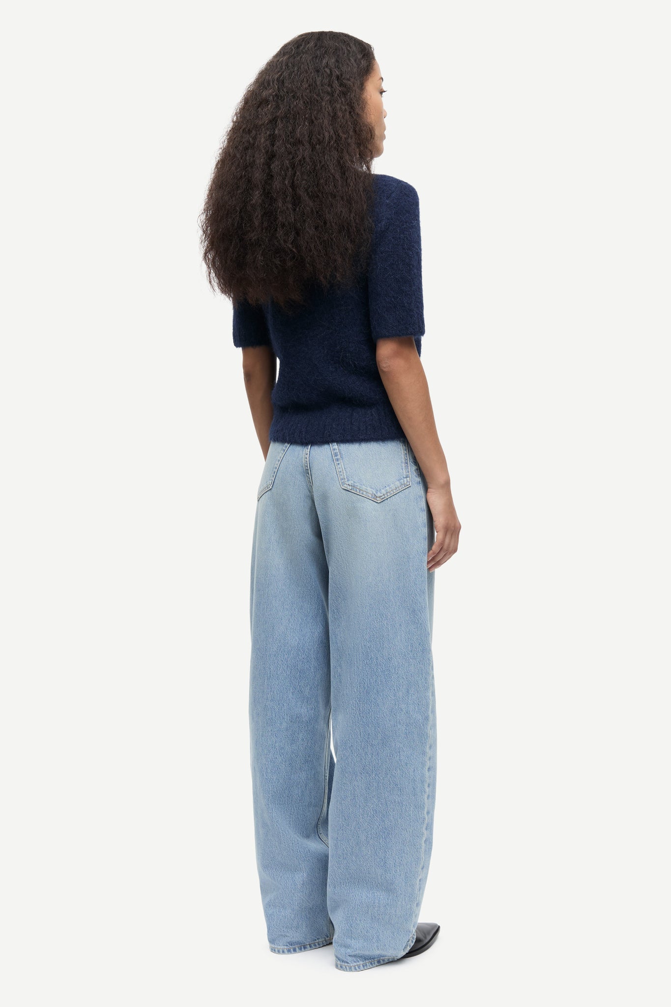 Sajeanne top in salute