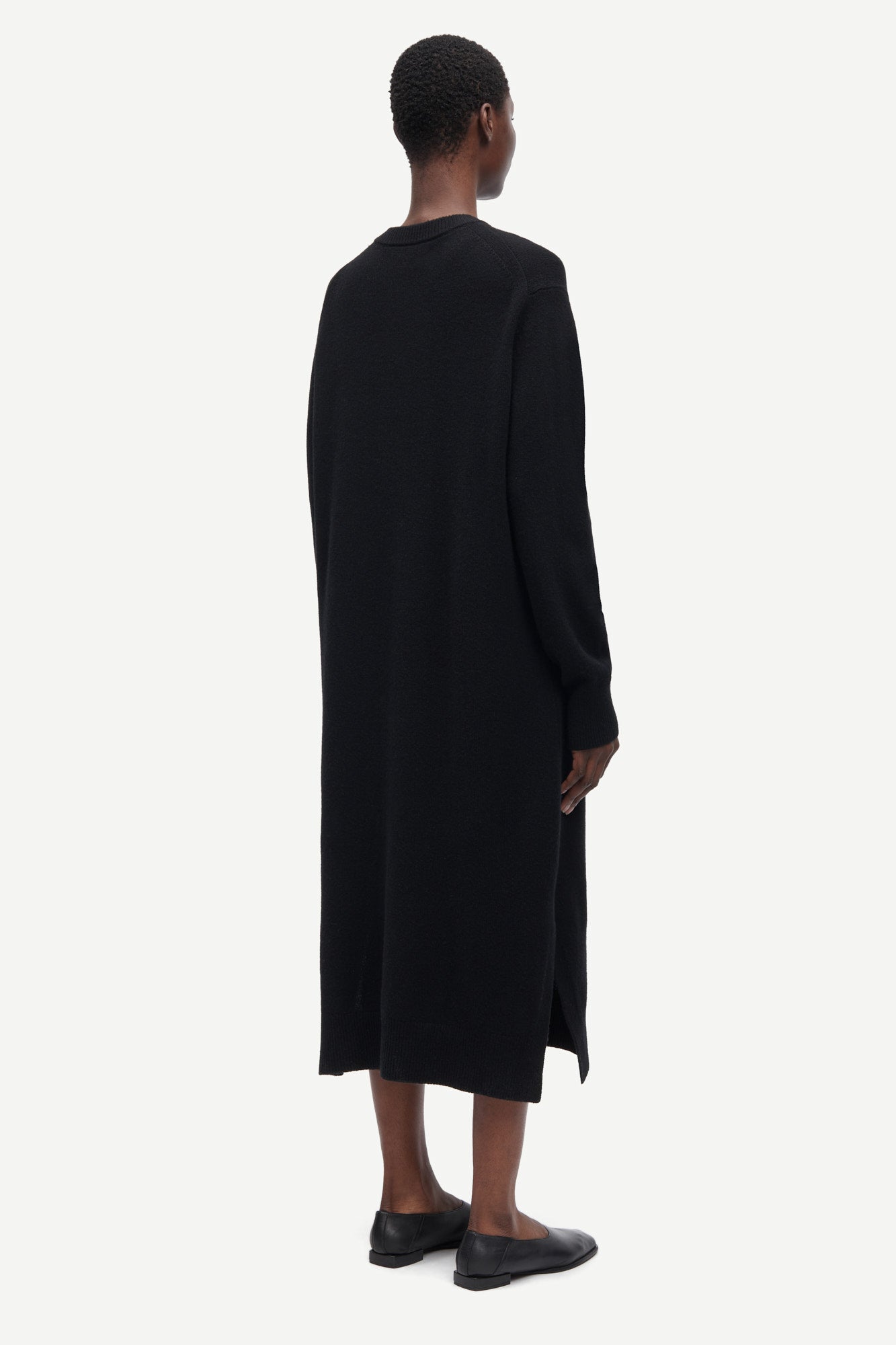 Merino wool dress in black