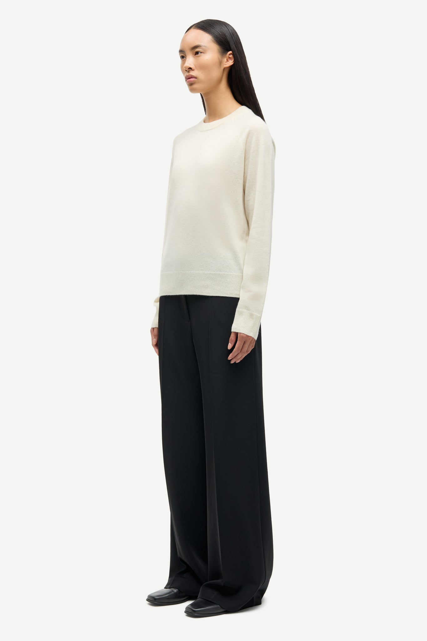 Perfect wide leg trousers in black
