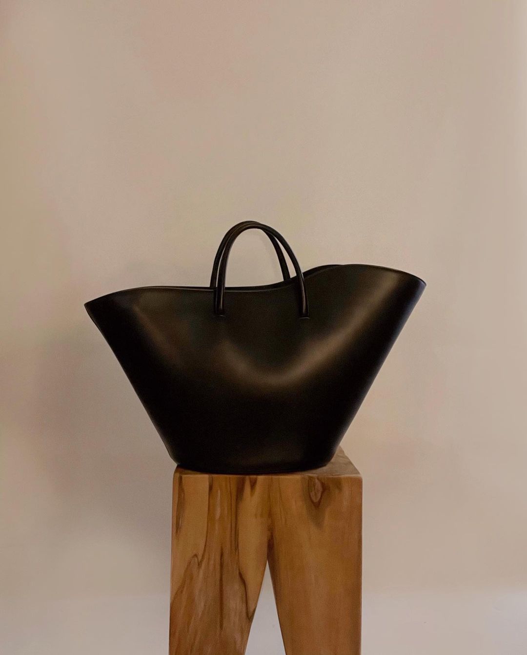 OPEN TULIP TOTE LARGE BY LITTLE LIFFNER - BEYOND STUDIOS